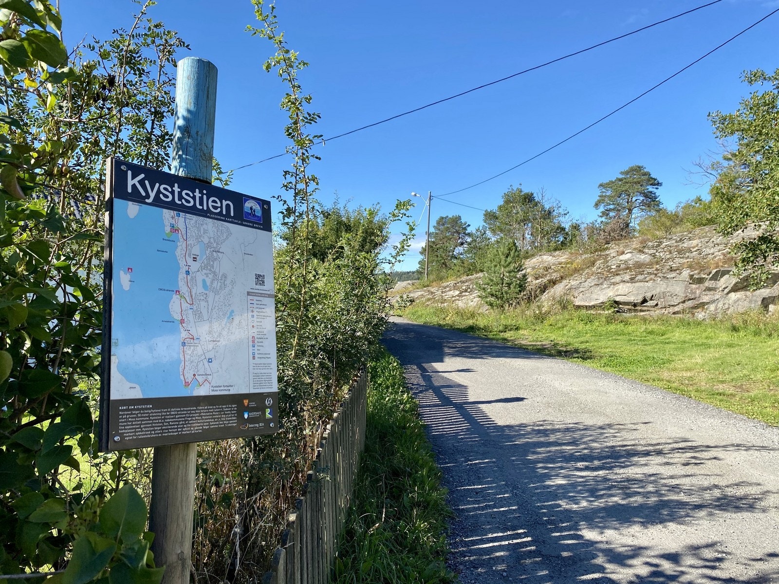 Fine turmuligheter i området - både i skog og langs vann Galleribilde