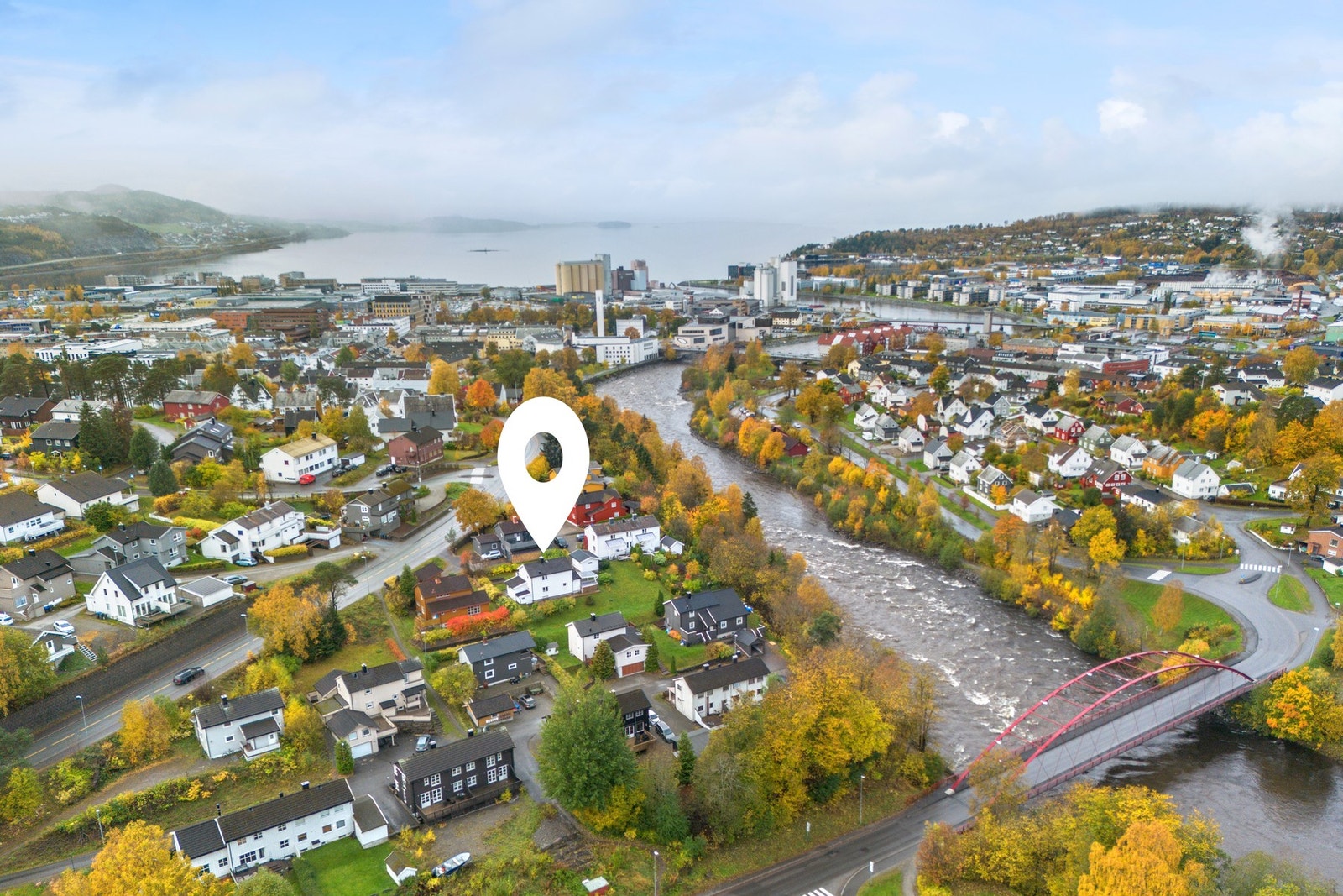 Velkommen til Ogndalsvegen 54, presentert av EiendomsMegler 1 v/ Jim Håkon Karlsen Galleribilde