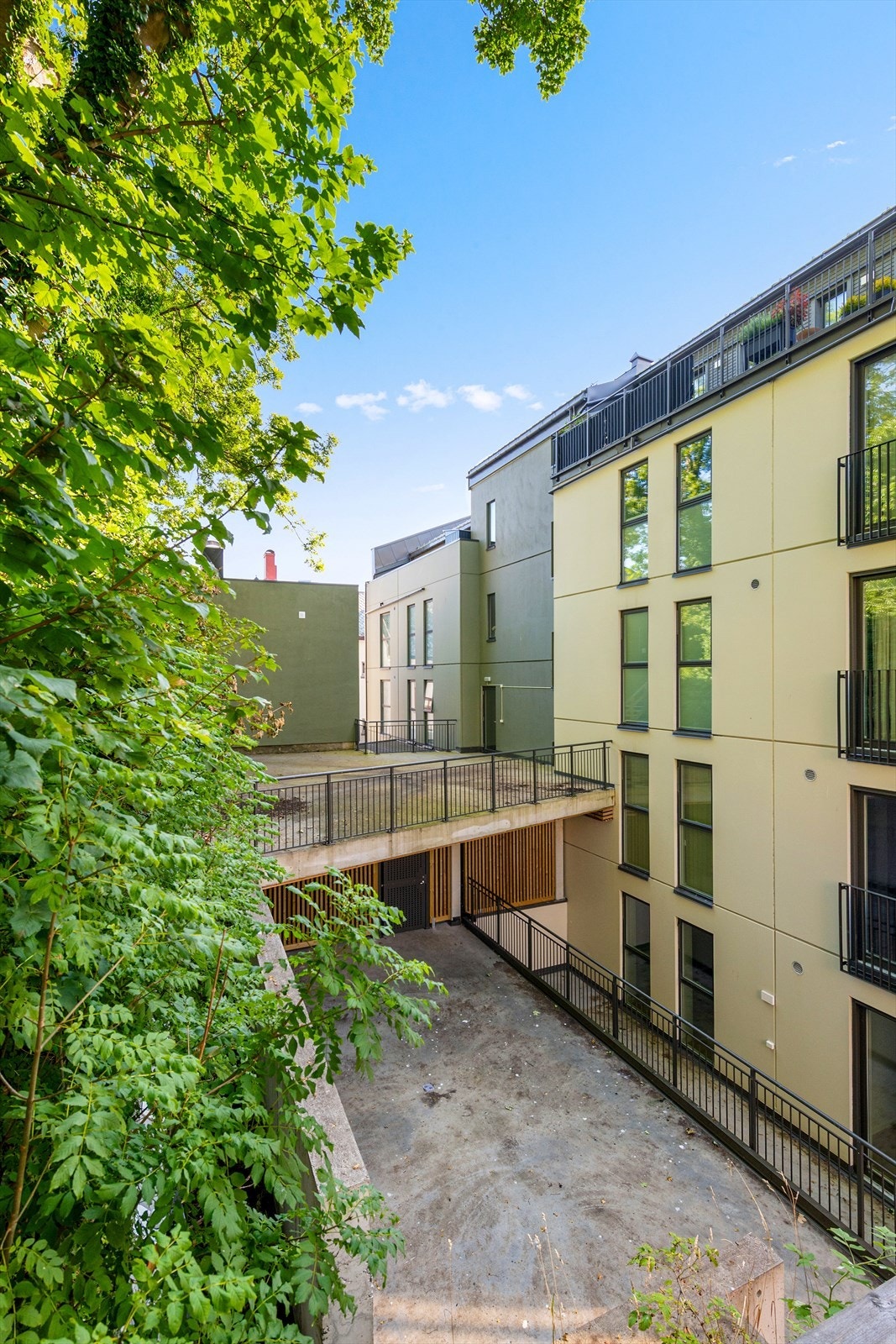 Fasade mot bakgård Galleribilde