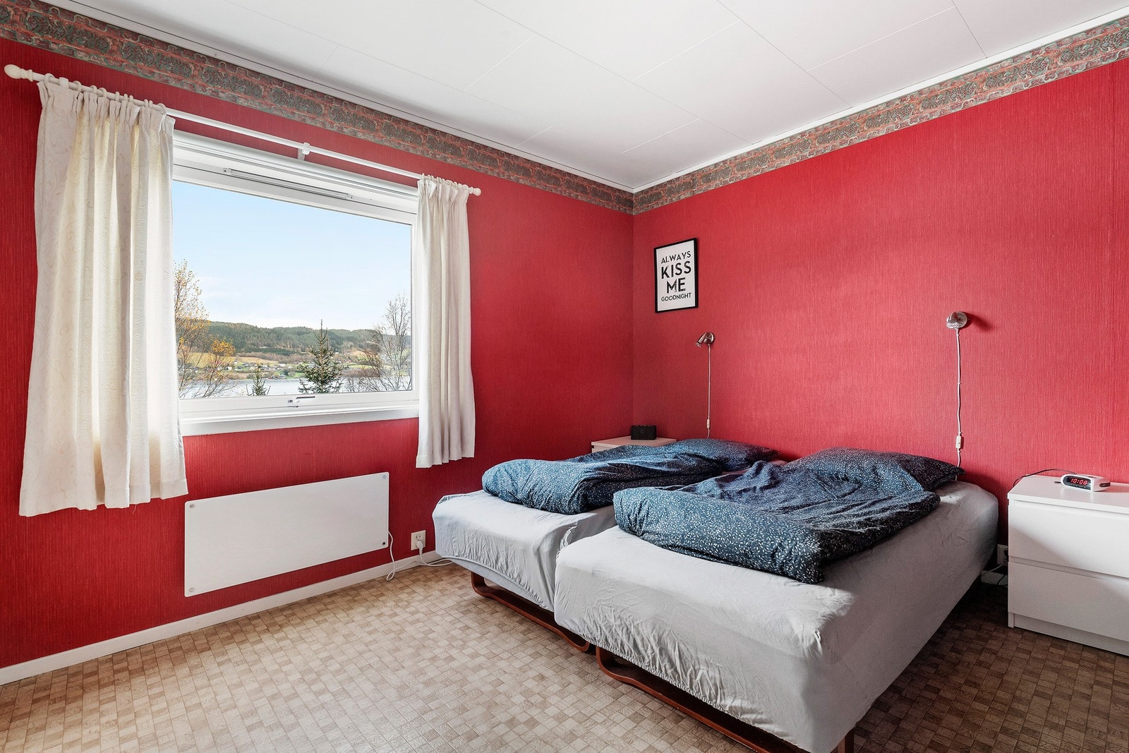 Boligen har 6 soverom. Galleribilde