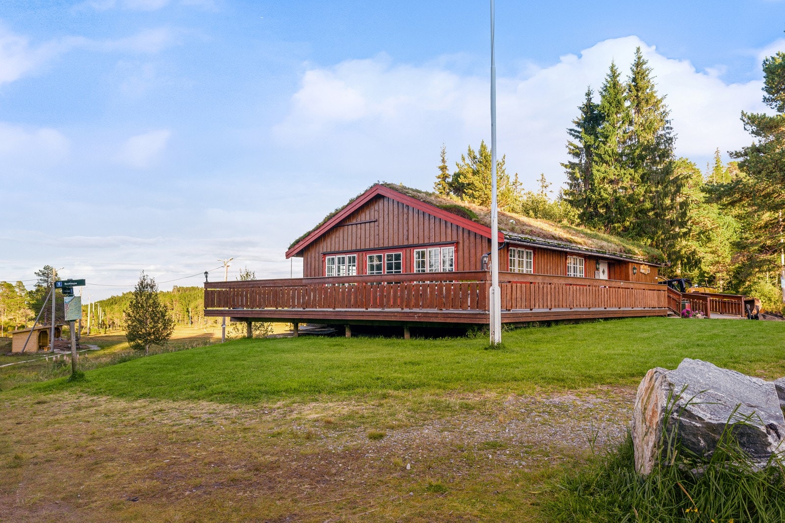 Populære Ulvåshytta som kan leies til private arrangement og sammenkomster. Galleribilde