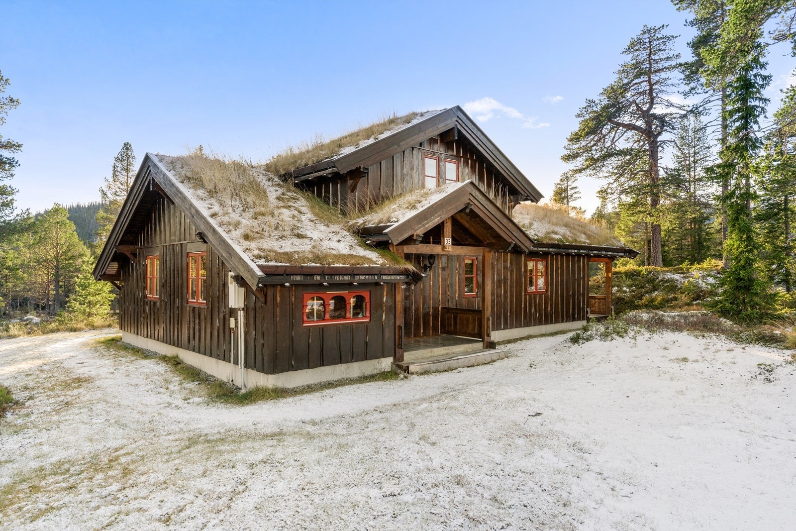 Enkel adkomst helt frem til døra. Galleribilde