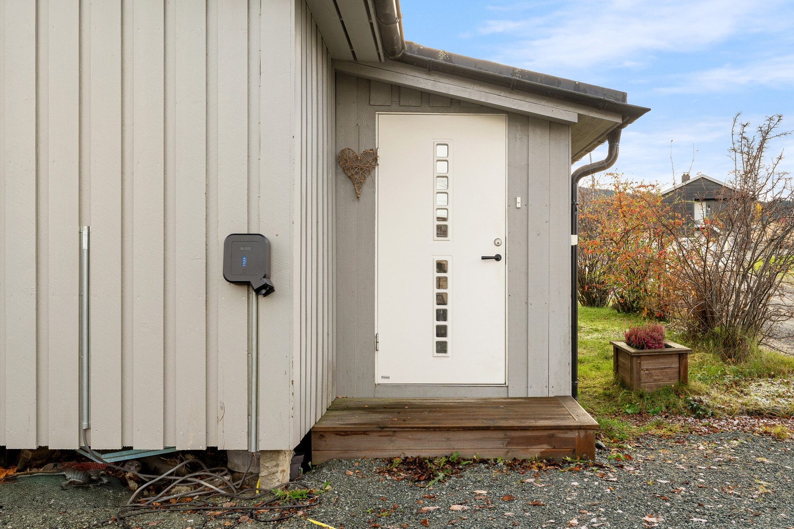 Inngangsparti. El-billader medfølger Galleribilde