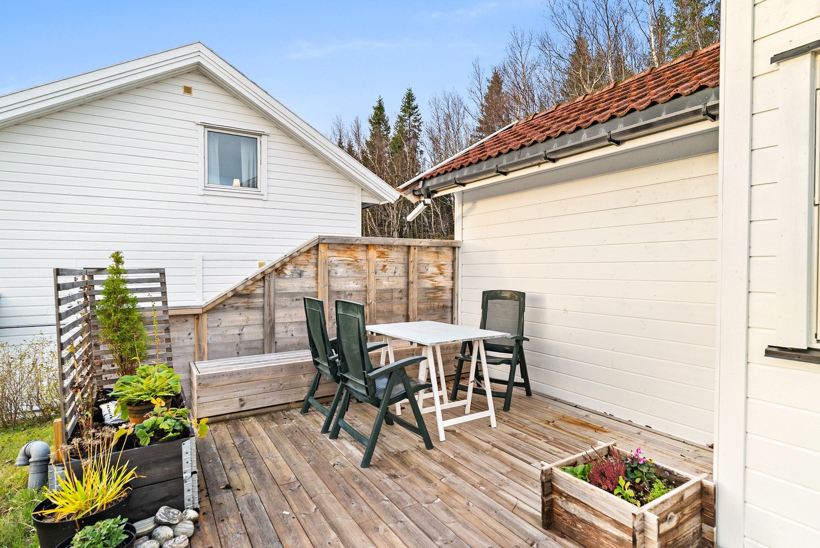 Skjermet sittegruppe. Galleribilde