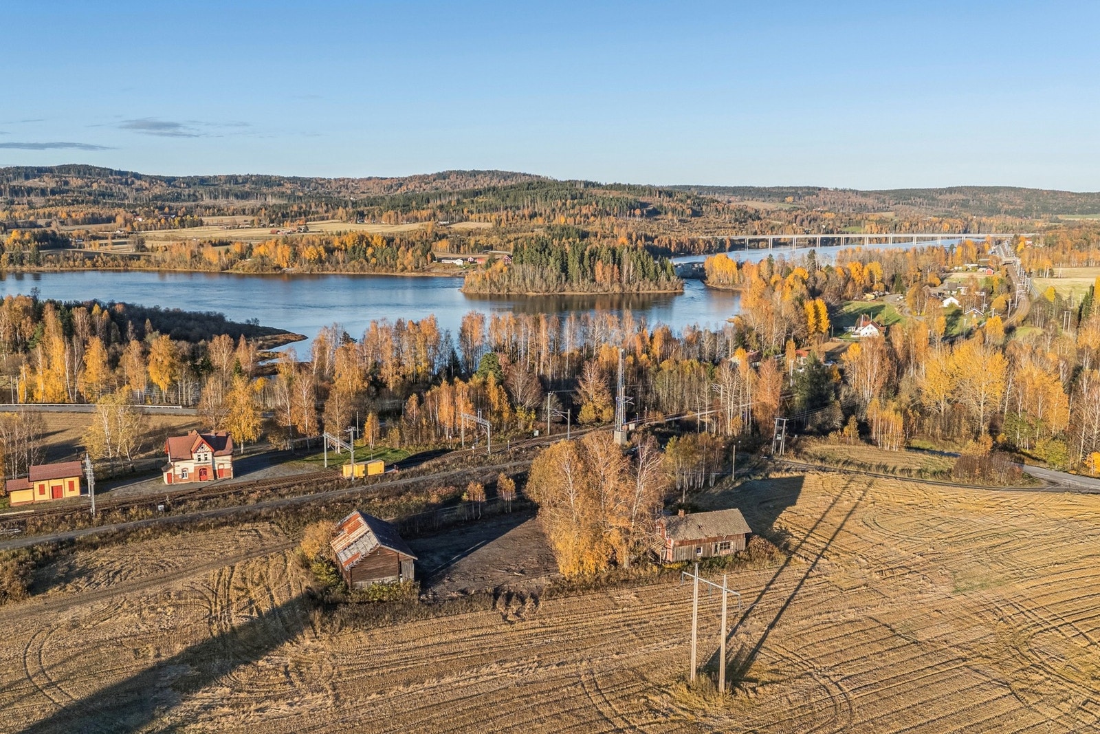 EIE Jessheim v/ Julie Fredheim Maudal har gleden av å presentere Mellandsvegen 10! Foto: Bjørn Sørheim Galleribilde