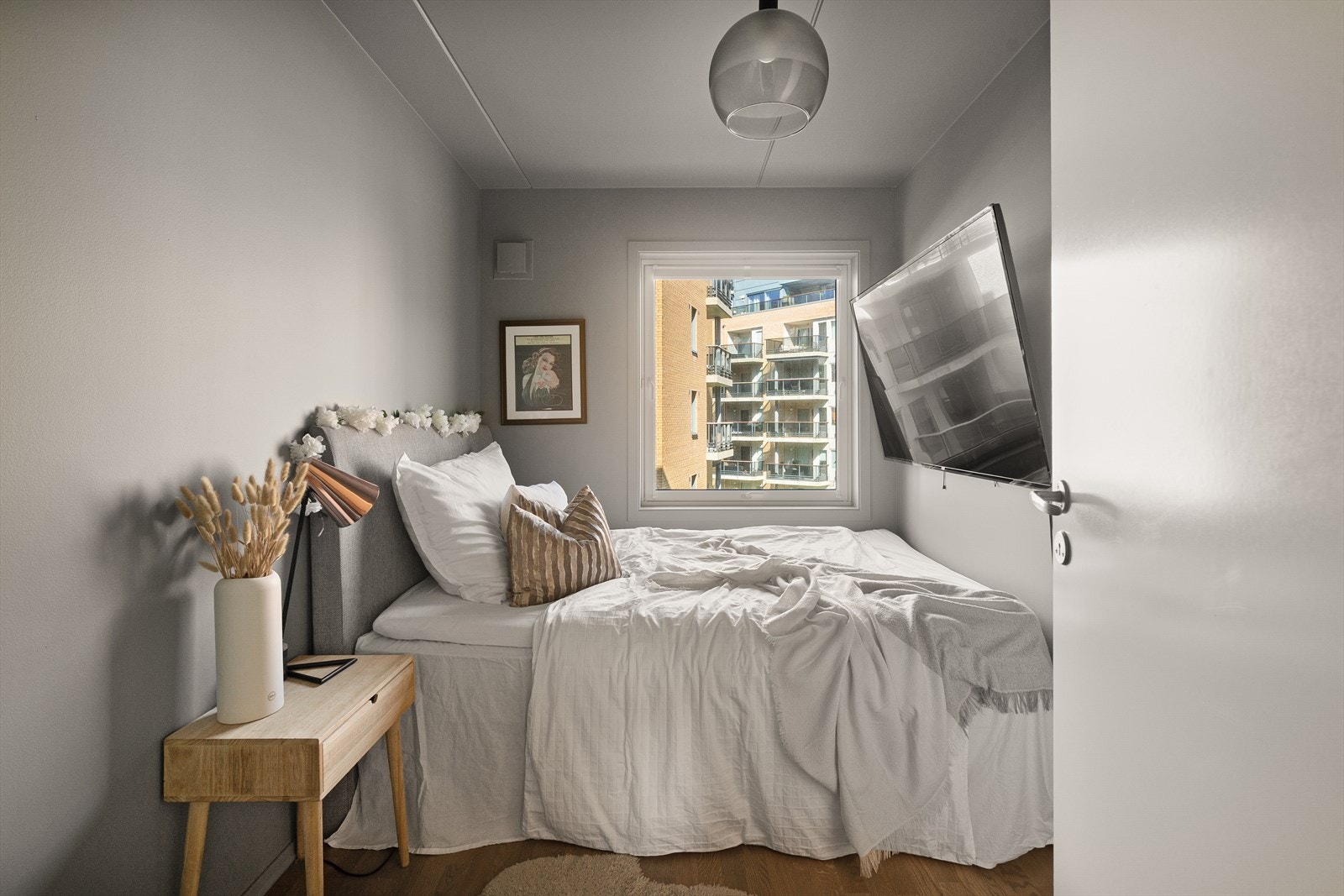 Soverom ll Galleribilde