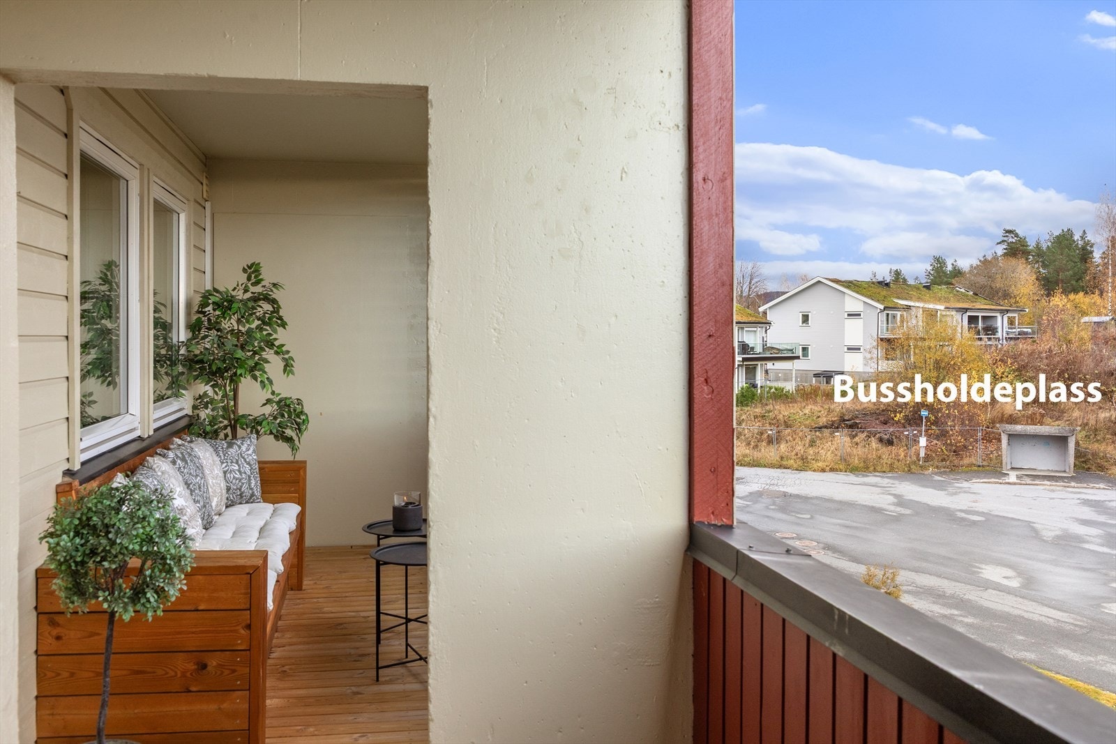 Verandaen er takoverbygget og lun Galleribilde