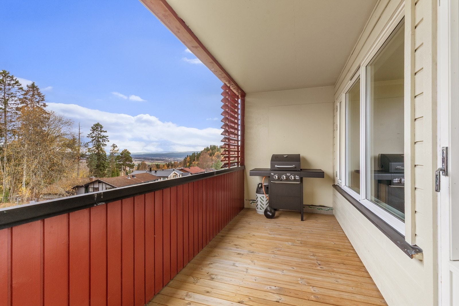 Verandaen har flott utsikt Galleribilde