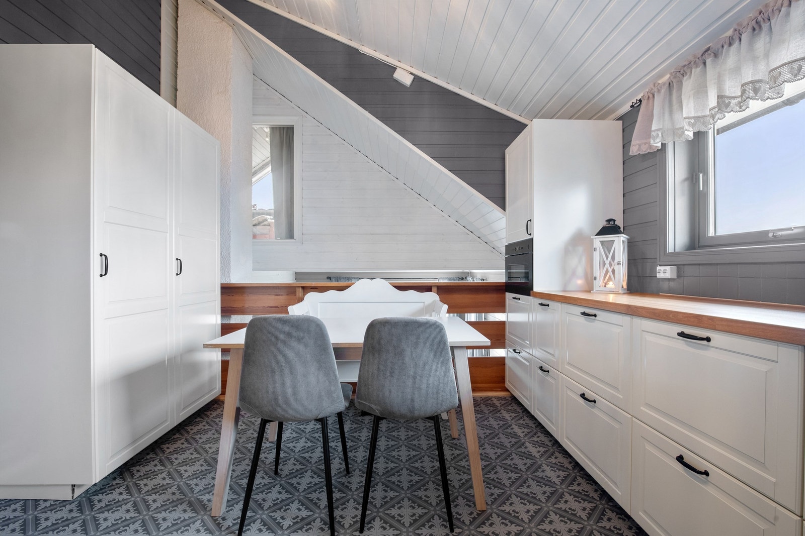 Her er det også en hyggelig spiseplass for hverdagsmåltidene. Galleribilde