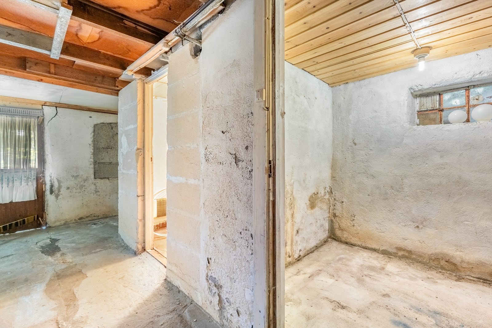 Godt med lagringsplass i kjeller Galleribilde