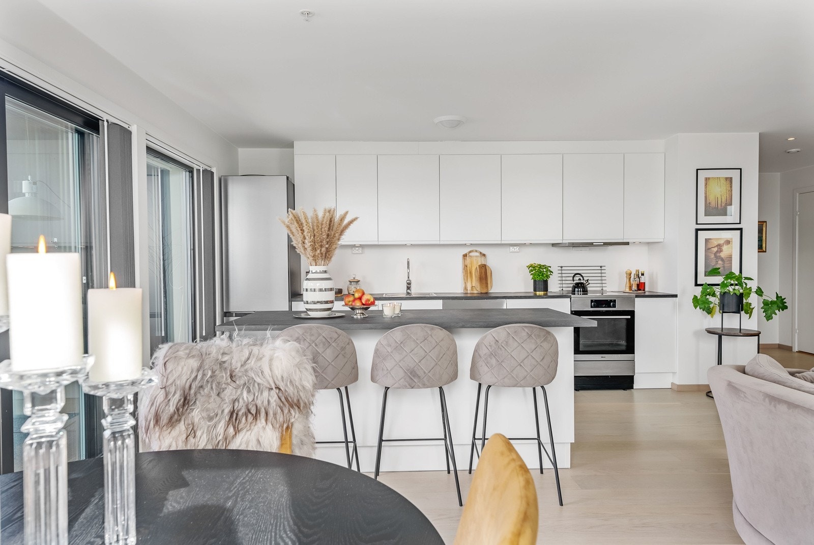 Kjøkkenet, og alle andre punkter i tilstandsrapporten, har fått tilstandsgrad 1 av takstmann. Galleribilde