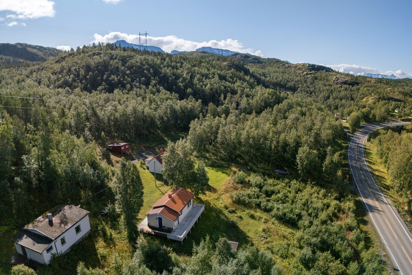 Naturskjønne omgivelser som gir en fredelig og skjermet beliggenhet Galleribilde