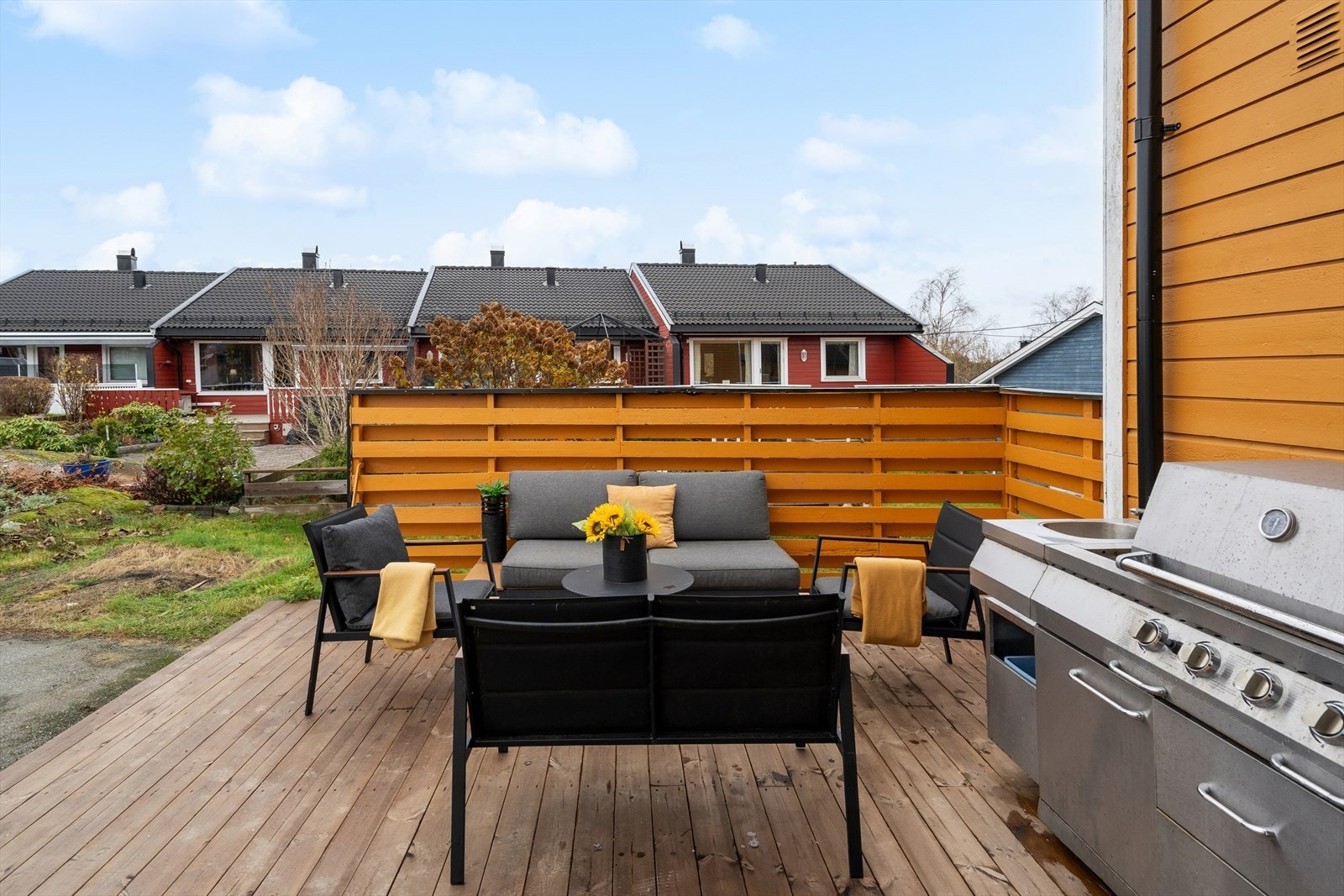 Her kan man nyte sene sommerkvelder i hyggelig selskap. Galleribilde