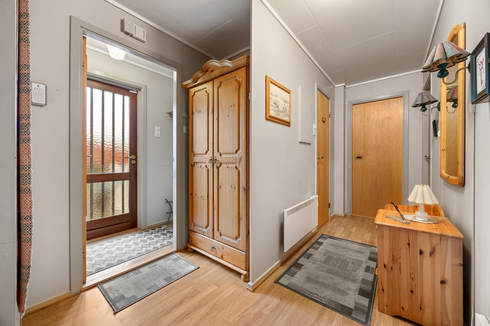 Gang - ca 7,5 kvm. Galleribilde