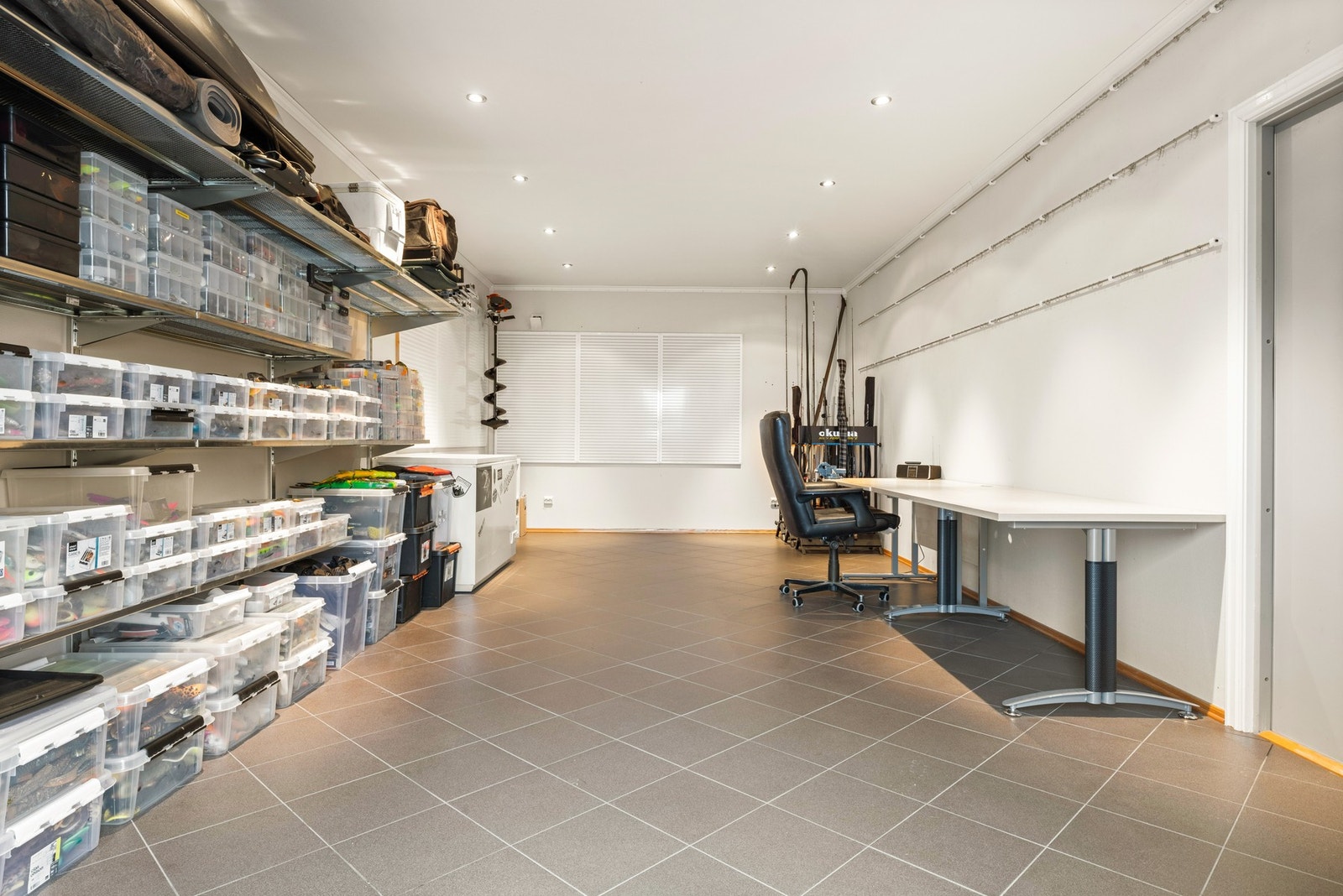 Stort hobbyrom i tilknytning til garasjen Galleribilde