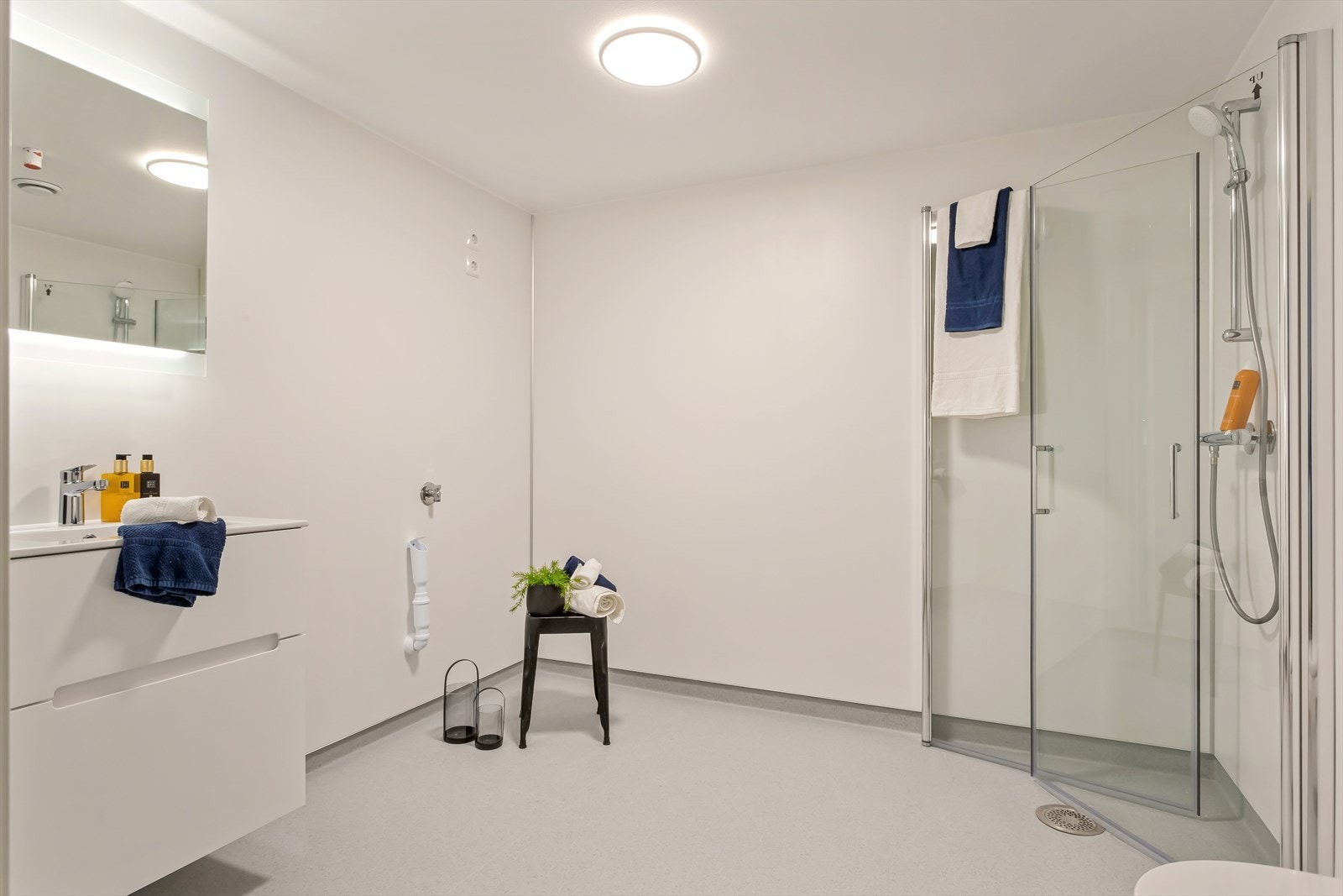 Bad på 7 kvadrat Galleribilde