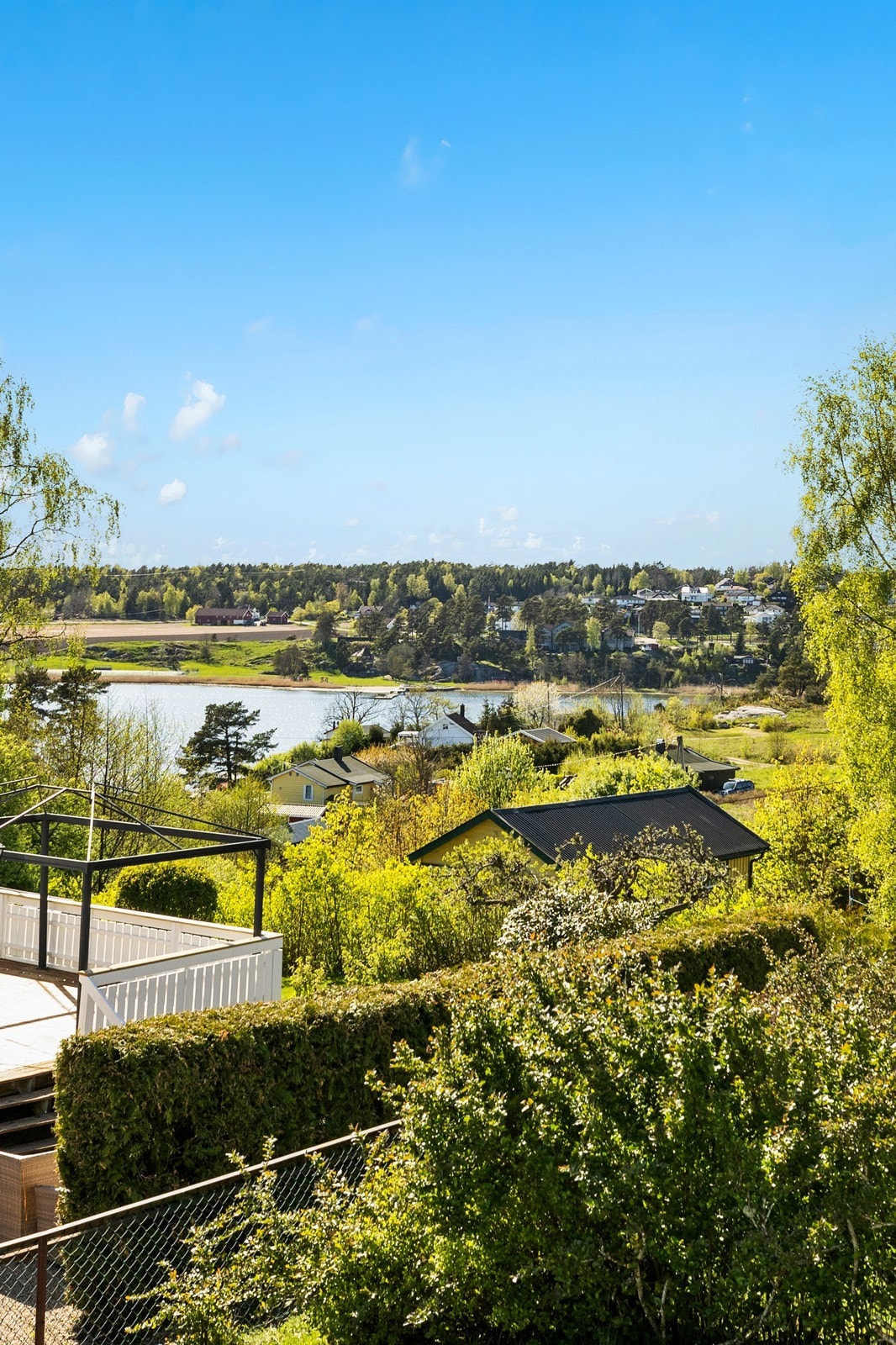 Det er lave omkostninger ved kjøp av nyoppført bolig og lave energikostnader. Det er mulighet for å få grønt lån ved kjøpe av denne boligen, ved banker som tilbyr dette. Galleribilde