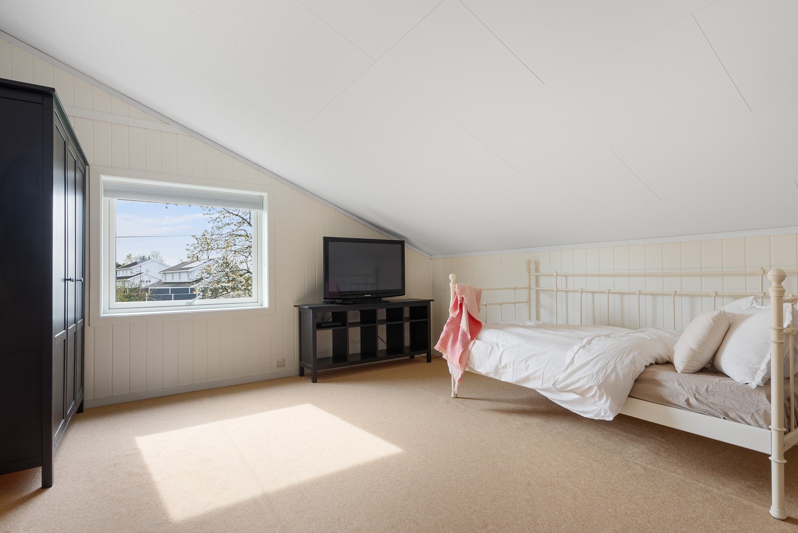 Ypperlige flerbruksrom for både barna, ungdommen og de voksne. Galleribilde