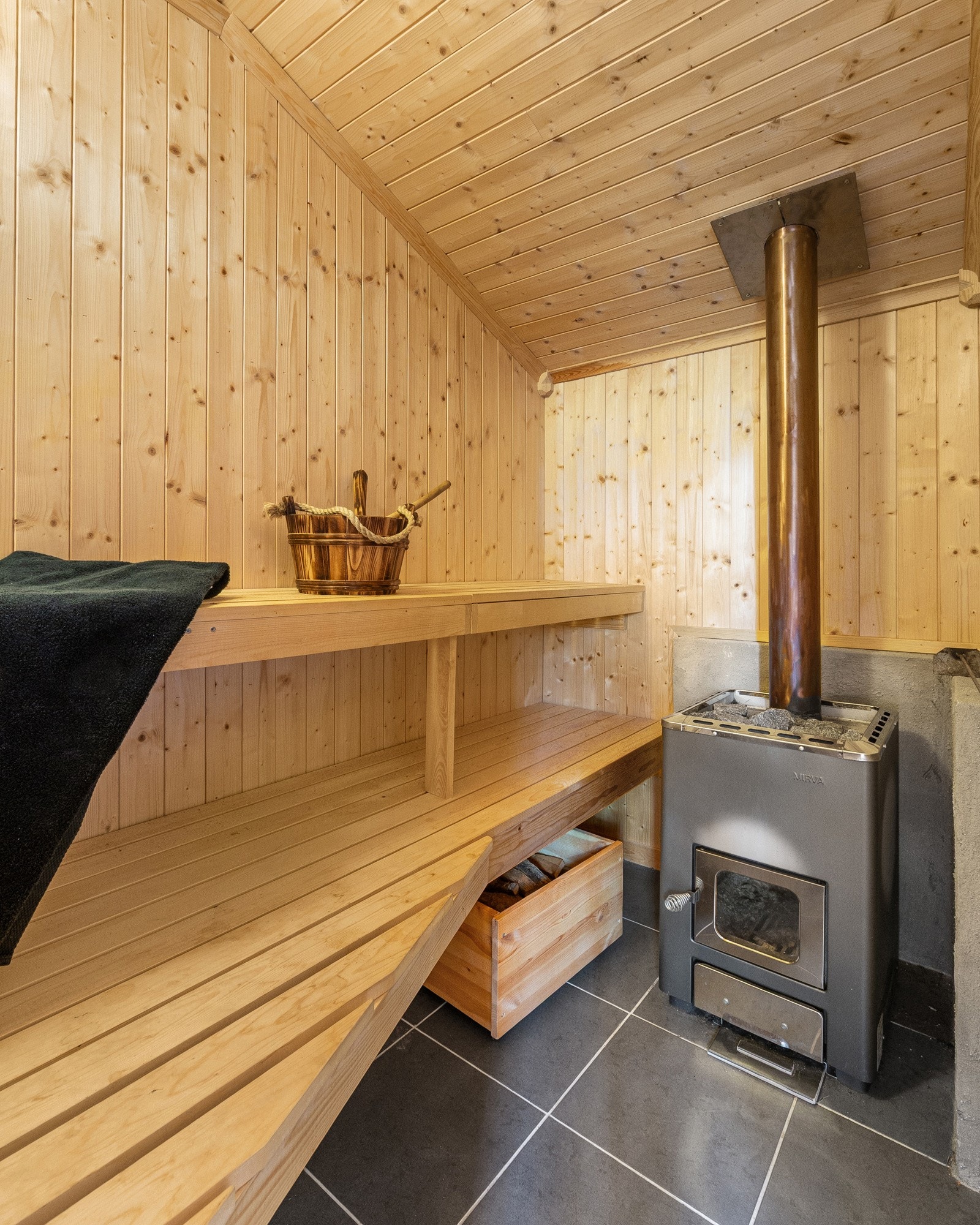 I annekset finner du også en badstue - perfekt for avslapning etter en lang dag. Galleribilde