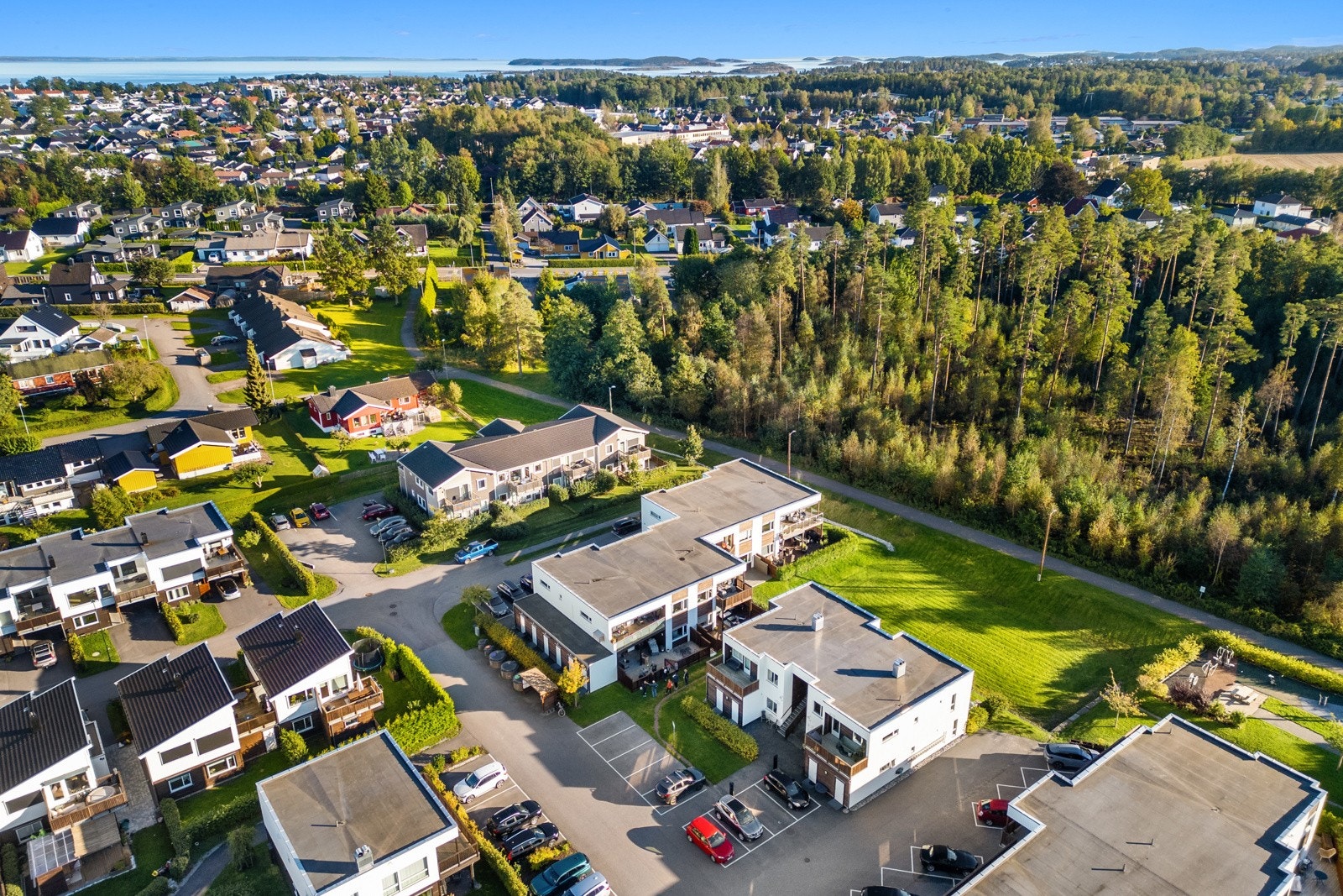 Attraktivt boligområde med kort vei til servicefunksjoner og turterreng Galleribilde