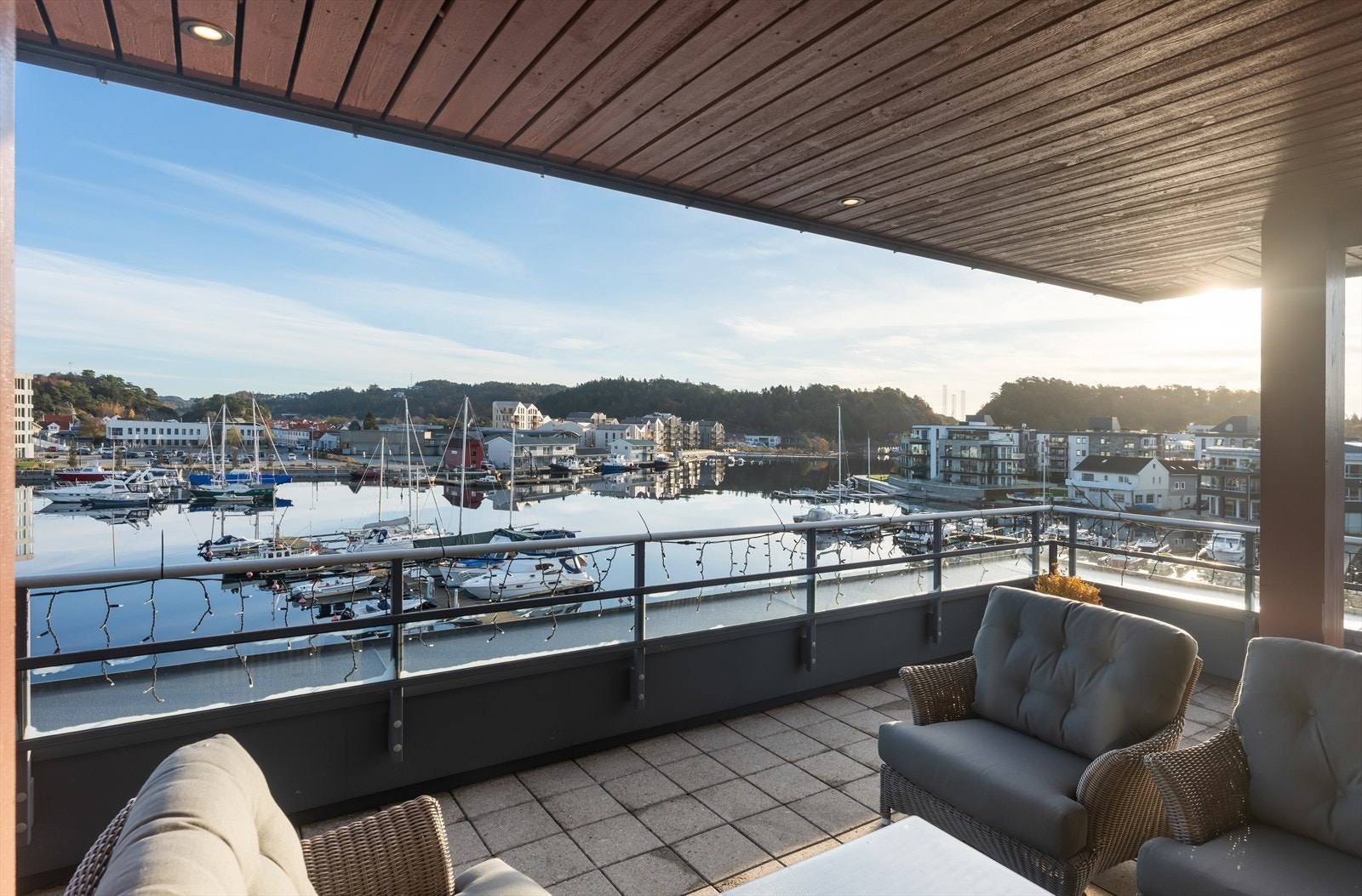 Her kan man virkelig nyte båt-trafikk og hygge Galleribilde