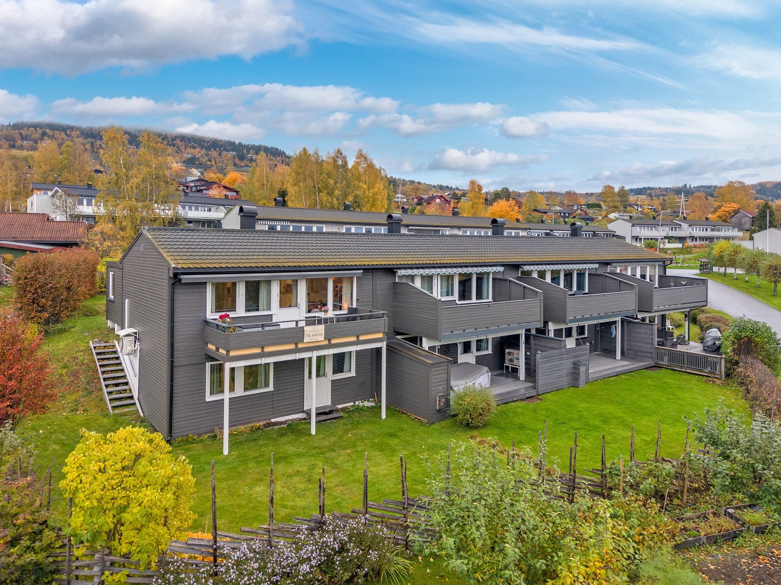 Privatmegleren ved Cato R. Olsen ønsker velkommen til Håndverkervegen 28. Galleribilde