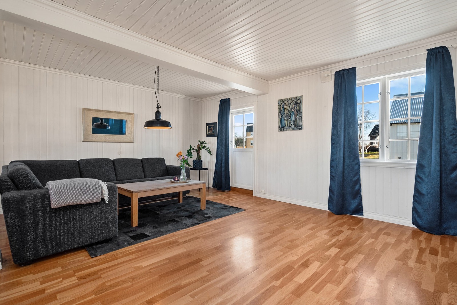 De nøytrale fargevalgene gjør det enkelt å sette sitt eget preg på interiøret. Galleribilde