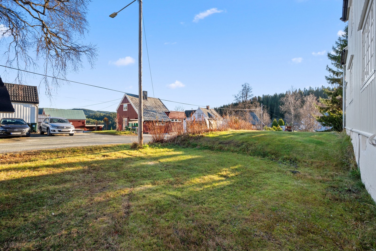 Omgivelsene er landlige og fredfulle, med flotte turmuligheter sommer som vinter. Galleribilde