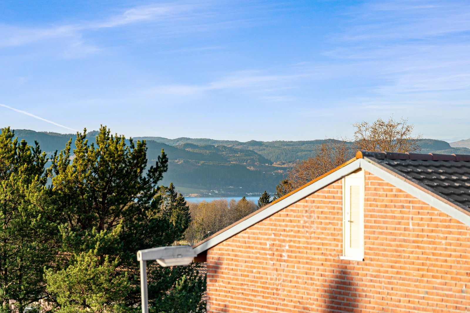 Leiligheten disponerer p-plass i garasjeanlegg. Galleribilde