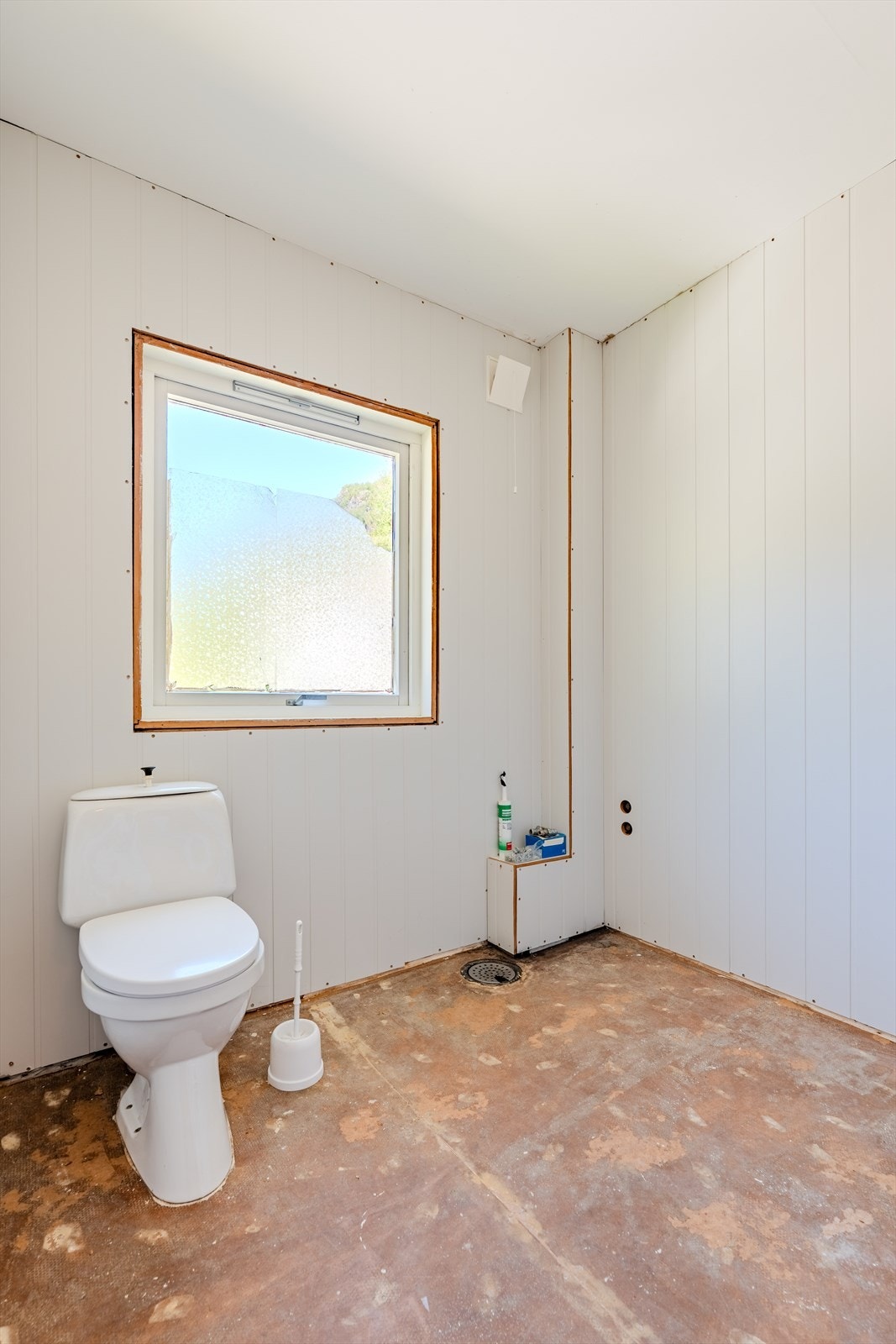 Bad 2. etasje, påbegynt renovering Galleribilde