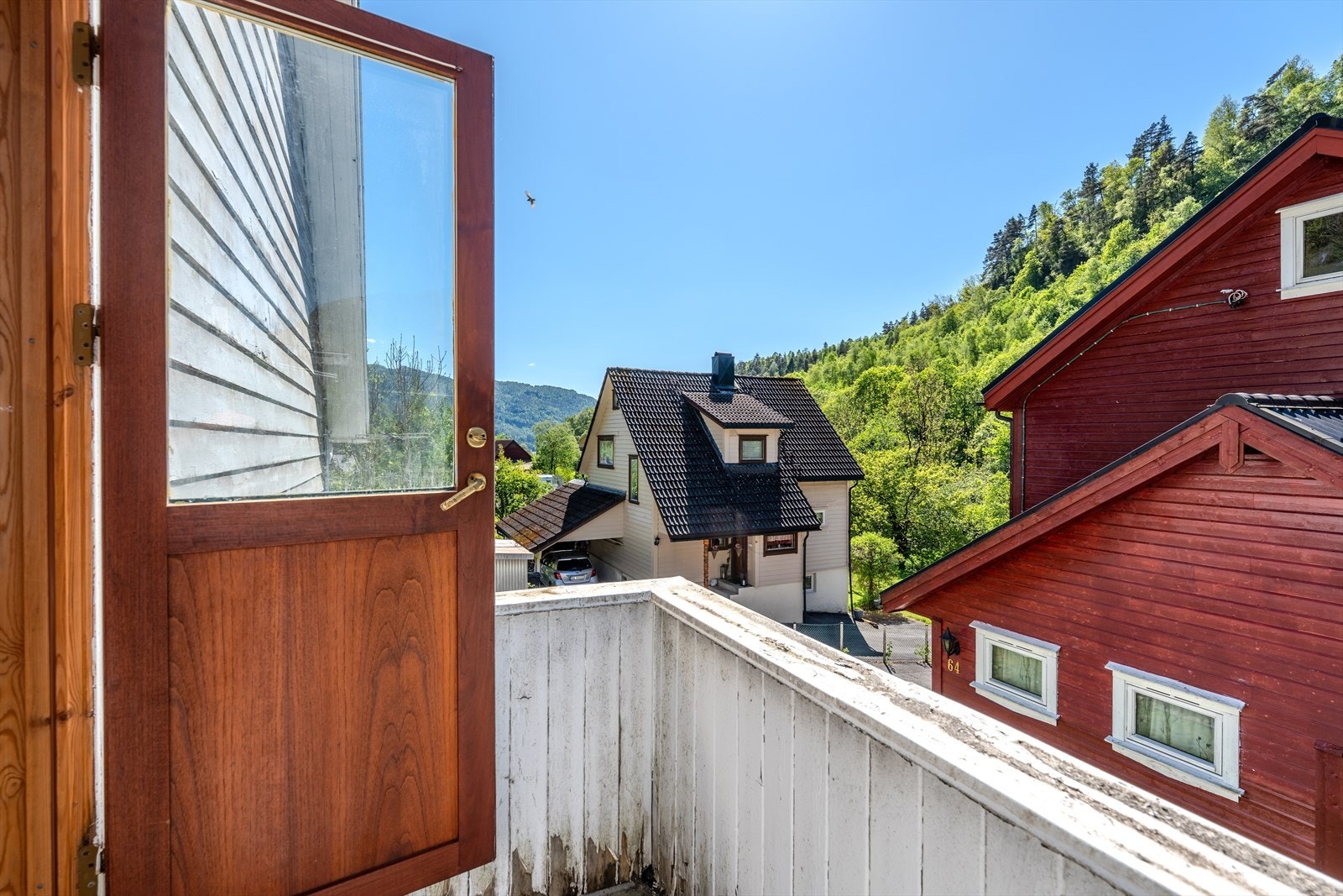 Utgang til balkong 2. etasje Galleribilde