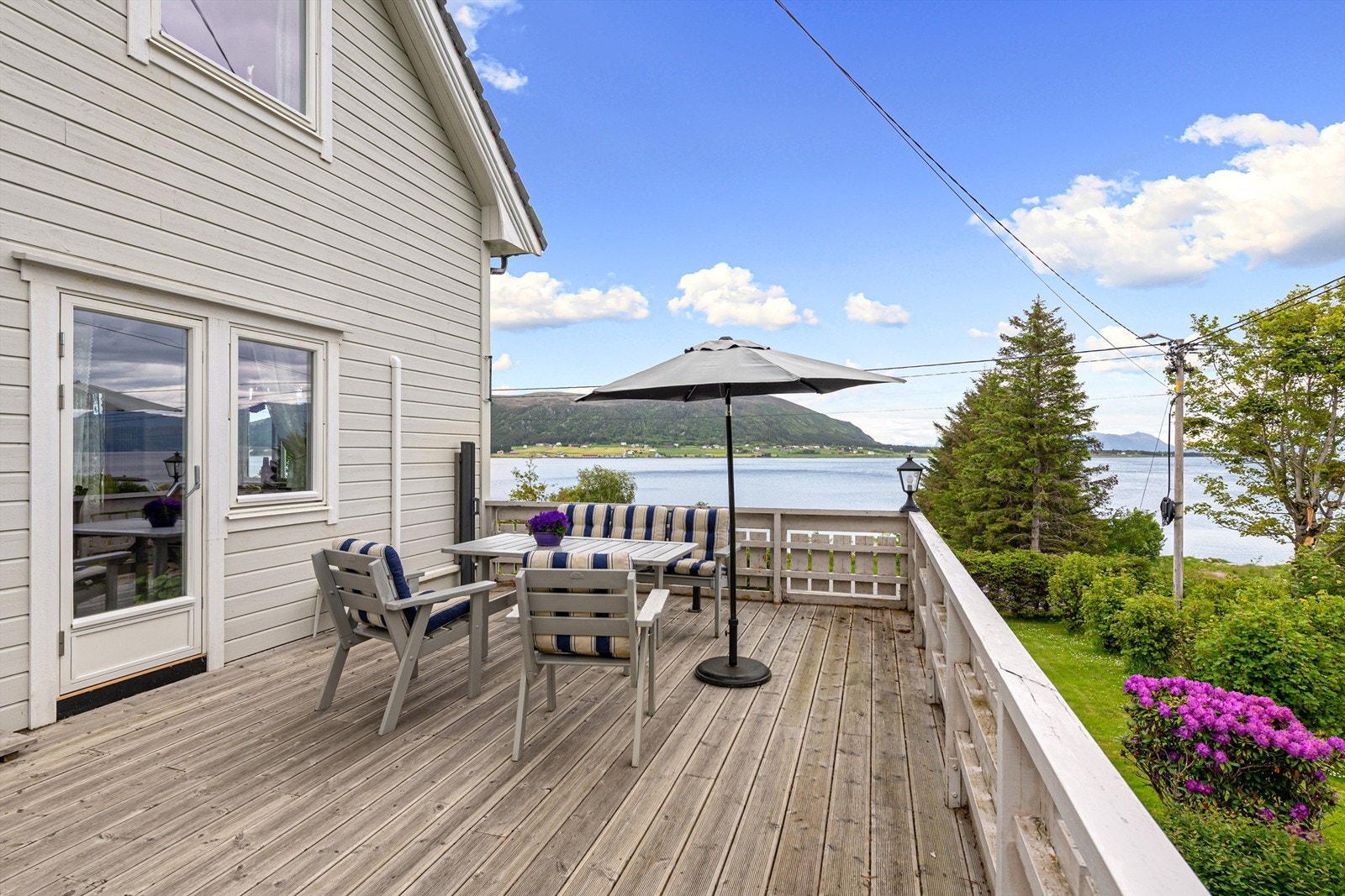 Solrik terrasse Galleribilde