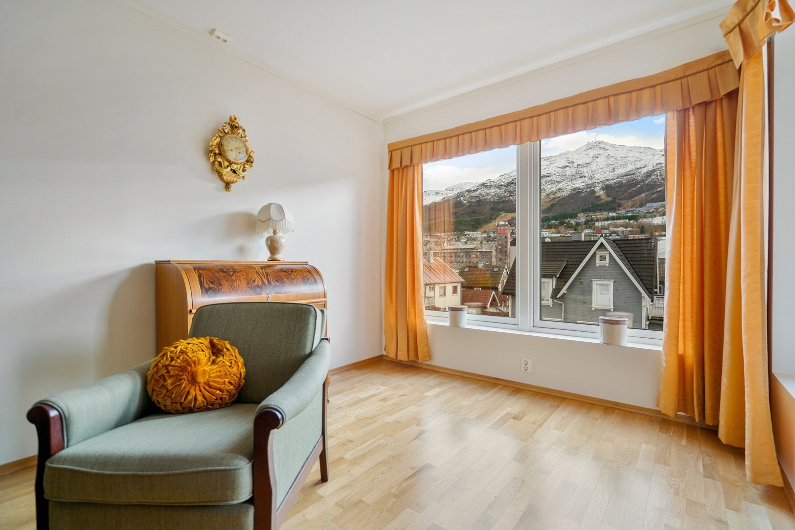 Utsikt mot Narvikfjellet Galleribilde