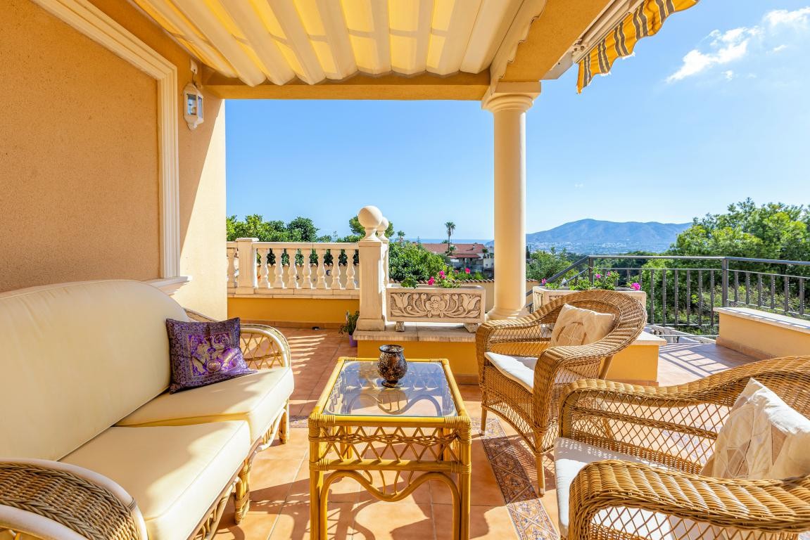 Terrace 1st floor 1 Galleribilde