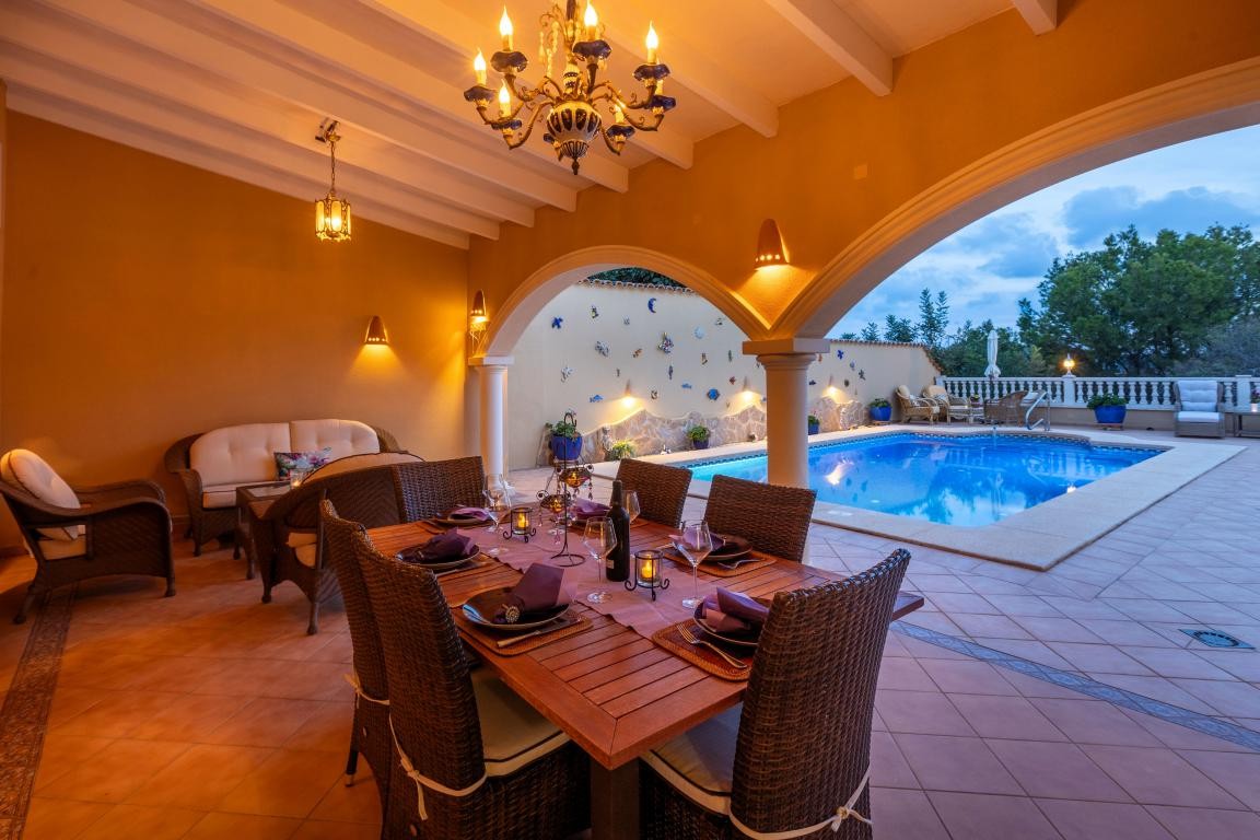 Evening View Pool Galleribilde