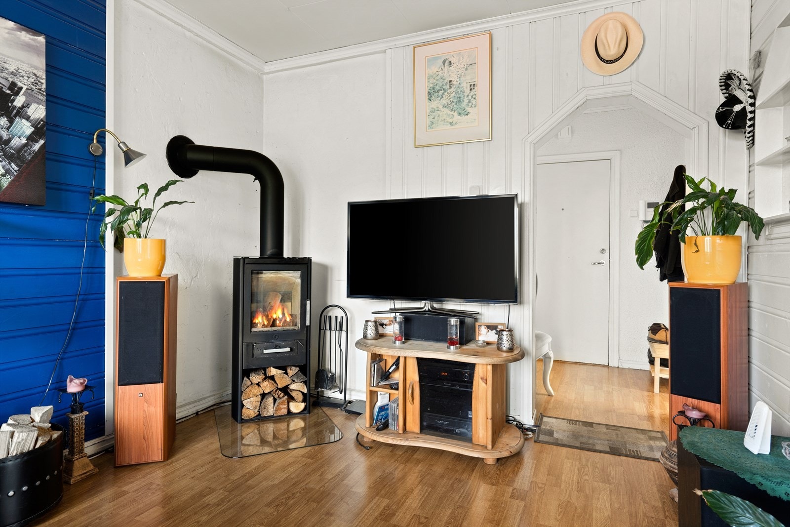 Velkommen til Trøgstadveien 38 - presentert av Anita Heer, Aktiv Eiendomsmegling Mysen og Rakkestad. Galleribilde