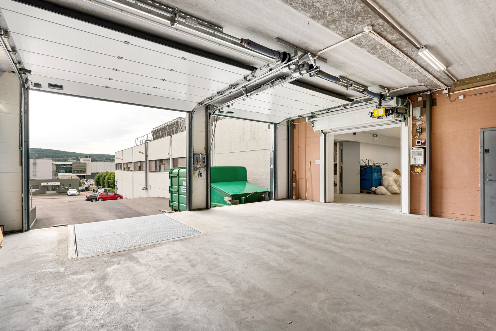 Det vil etableres liknende varemottak til lokalene - her fra nabolokalene. Galleribilde