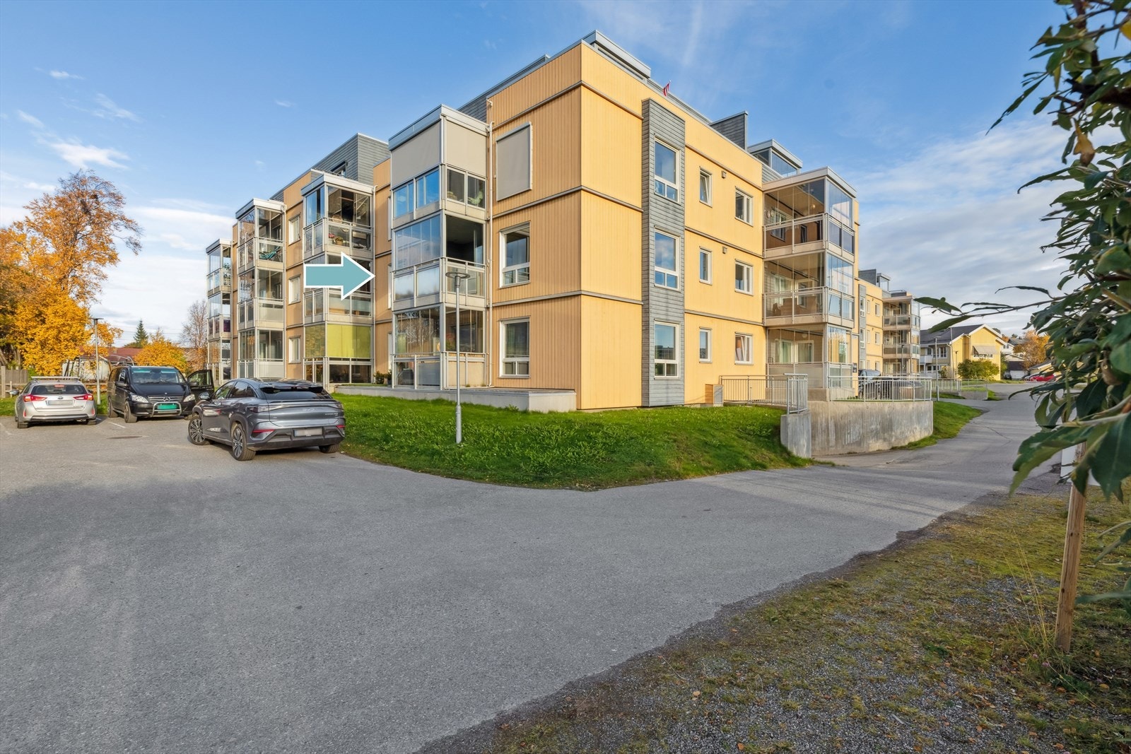 DNB Eiendom V/Magnar Sønvisen Moe har gleden av å presentere Granshagen 3 - En lys og trivelig 3-roms leilighet med sentral beliggenhet i Alta sentrum. Galleribilde