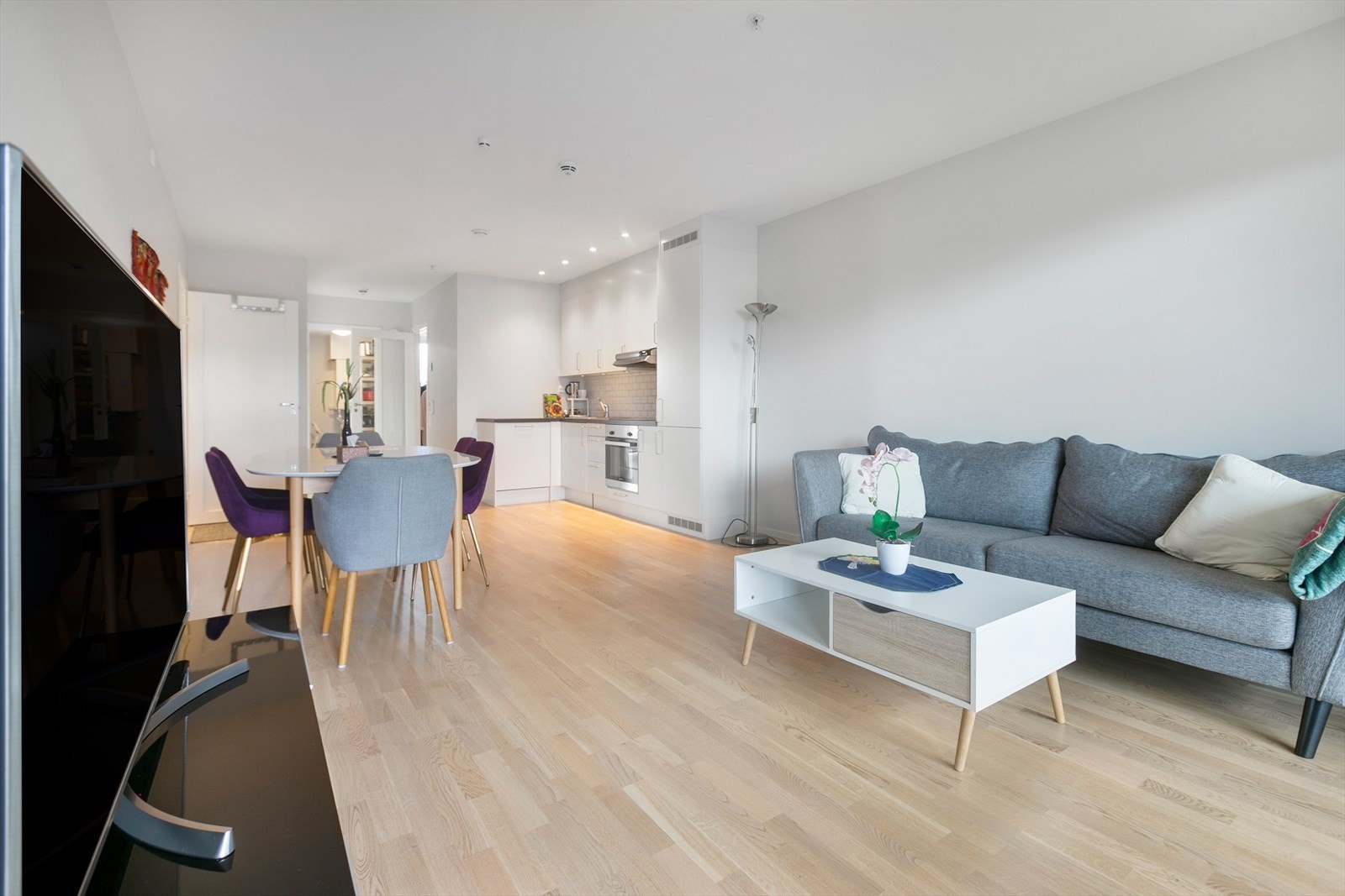 Stue/kjøkken Galleribilde