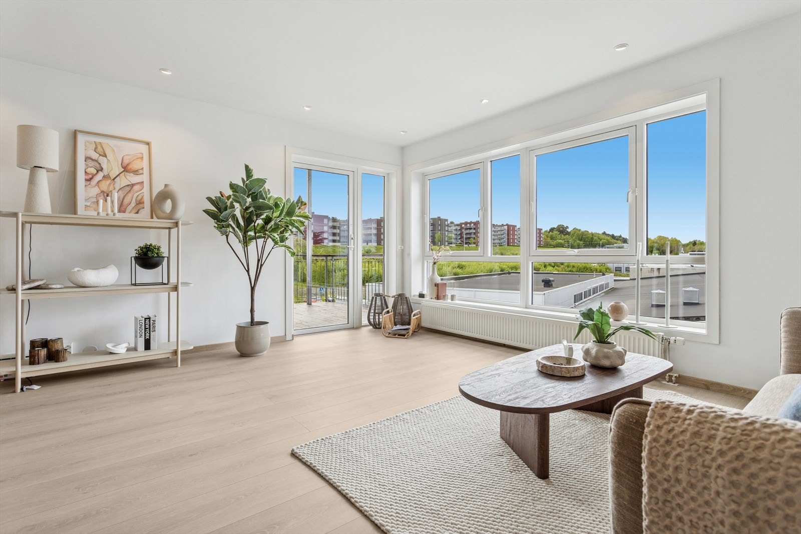 Jørgen Michaelsen v/DNB Eiendom ønsker deg velkommen til Ranheim og toppetasjen i Anders Søyseths veg 12! Galleribilde