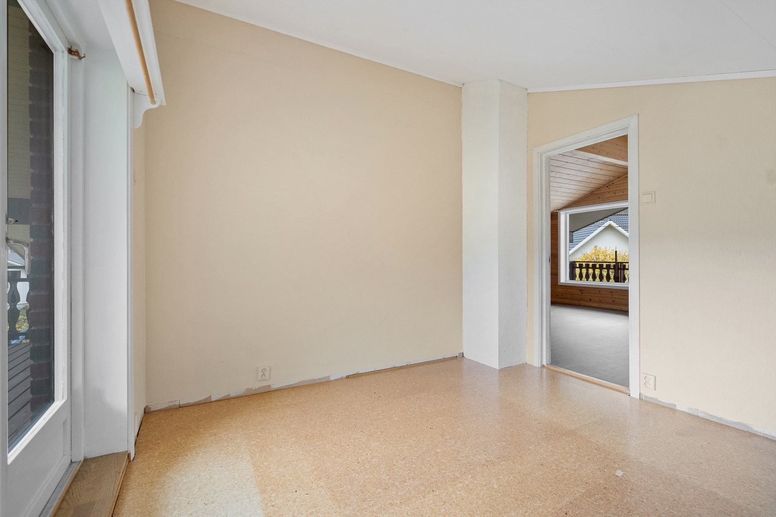 Soverom 3 - Fra soverommet har du utgang til balkong Galleribilde