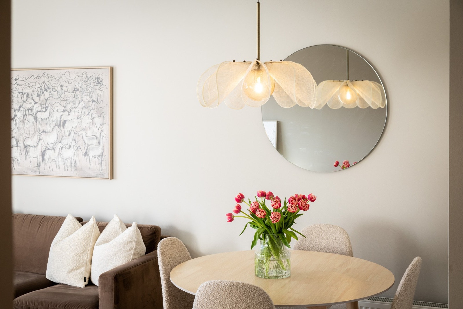 - Her kan du invitere venner og familie på sosiale sammenkomster - Galleribilde