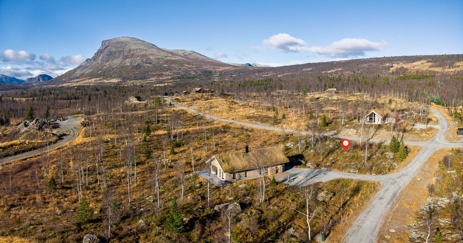 Fantastisk beliggenhet med idylliske fjell og natur tett innpå. Galleribilde