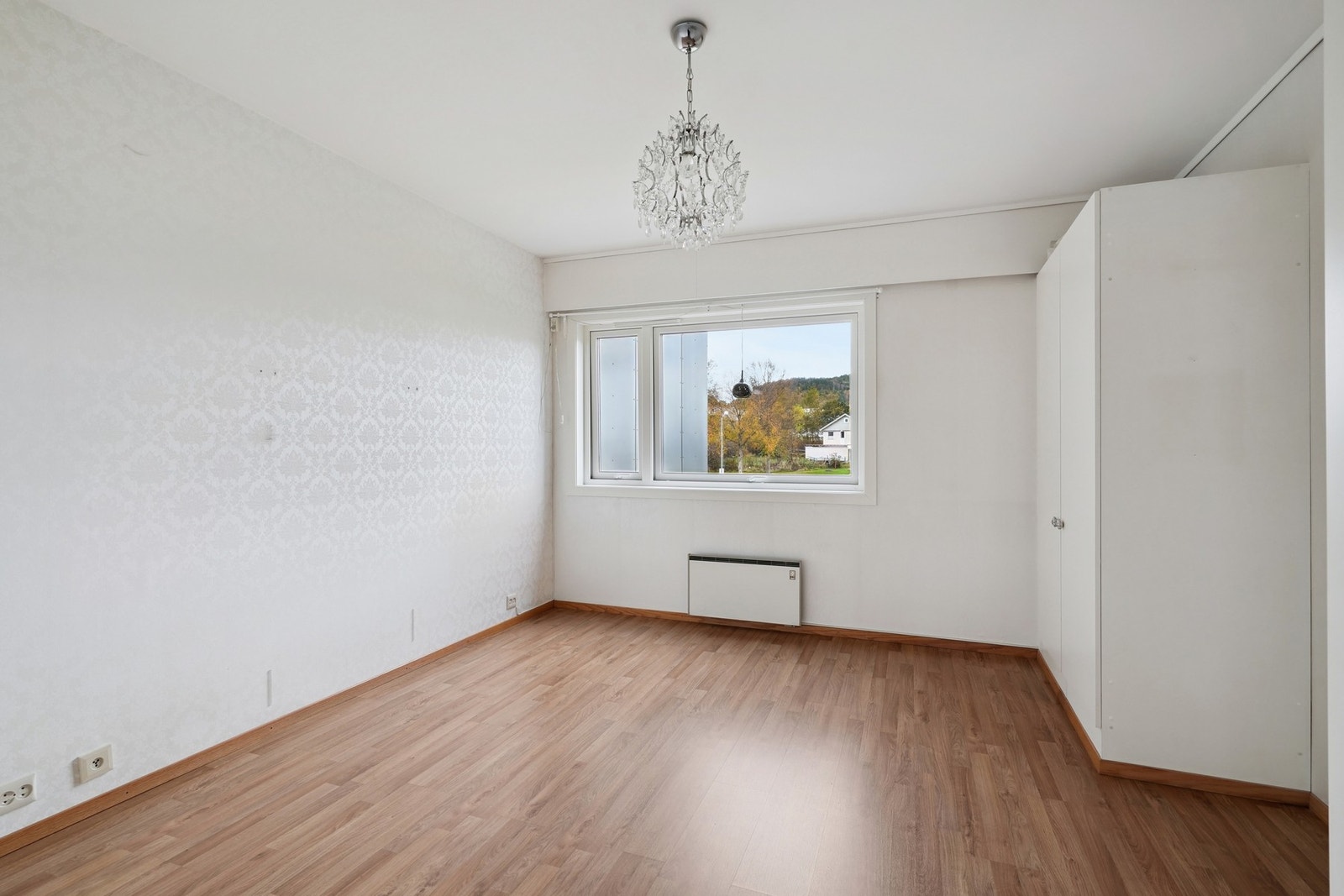 Vinduet vender mot øst. Galleribilde