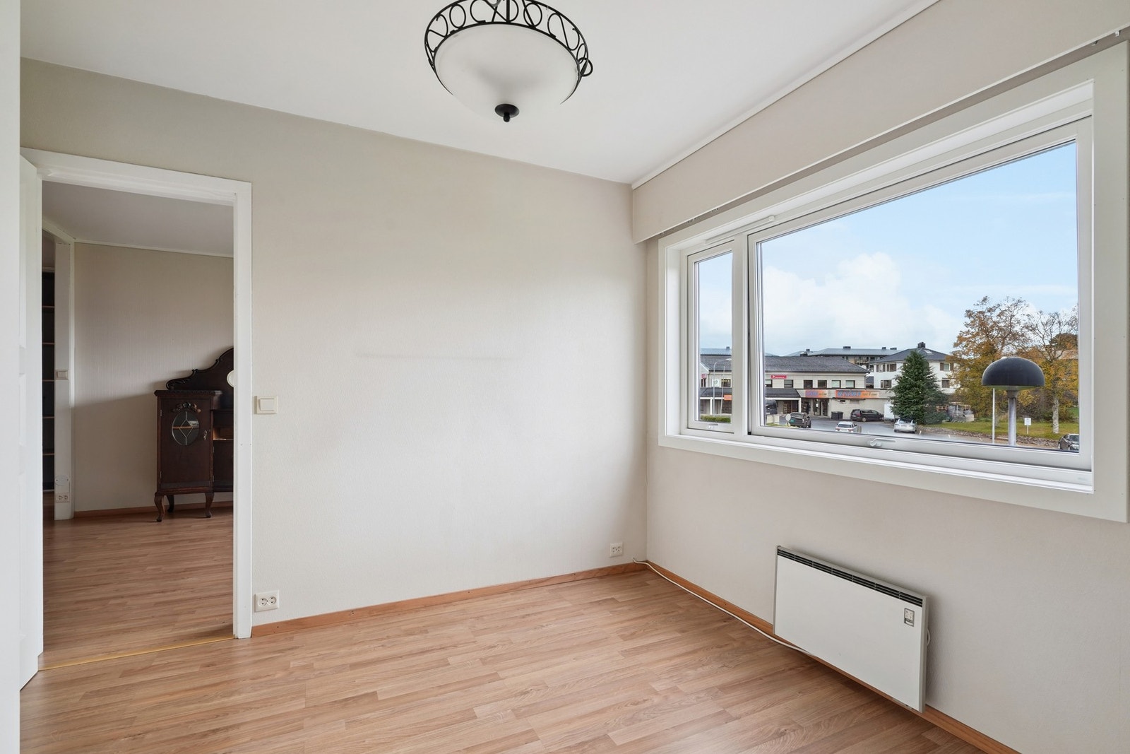 Plass til dobbeltseng og nattbord. Galleribilde