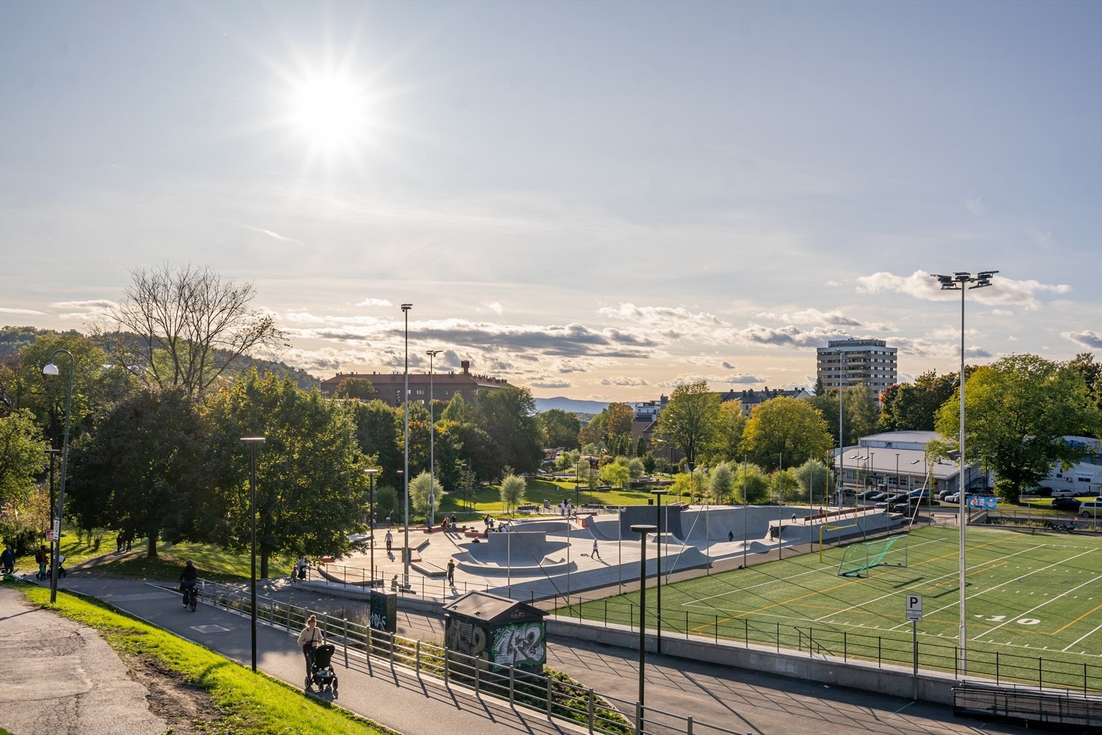 Næområdet - Gode tur-, trening og rekreasjonsmuligheter for både store og små i umiddelbar nærhet. Galleribilde
