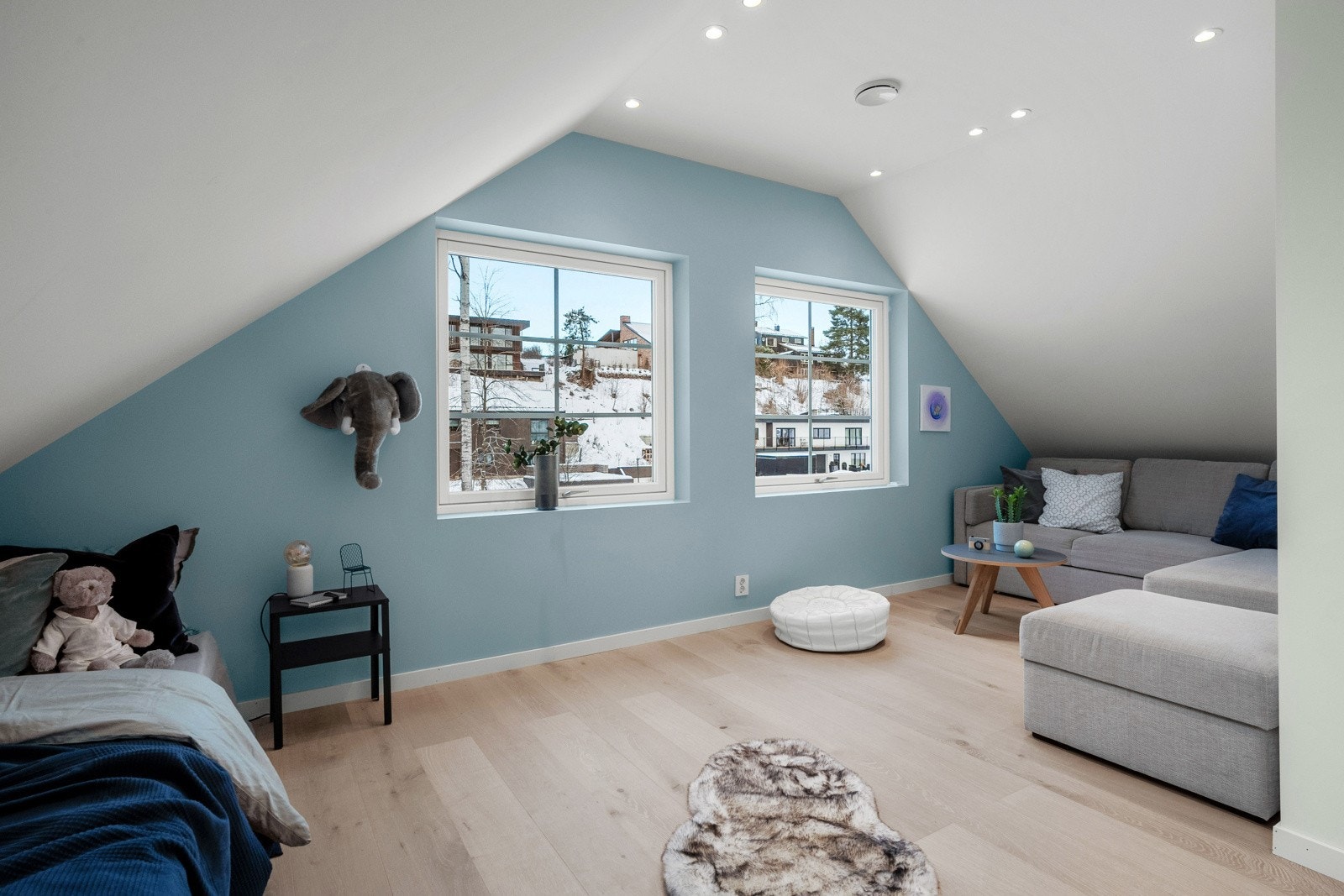 Rommene har god plass til seng og møblement etter ønske