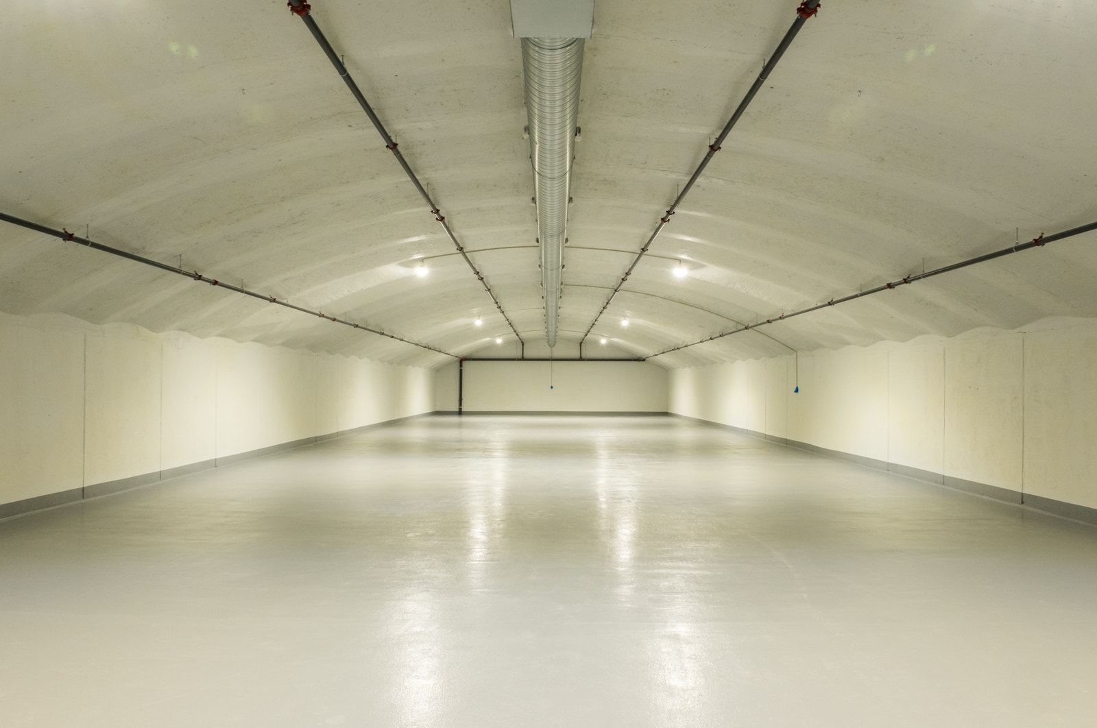 Alle 48 hallene skal totalrenoveres. Antatt ferdigstillelse sommeren 2025. Galleribilde