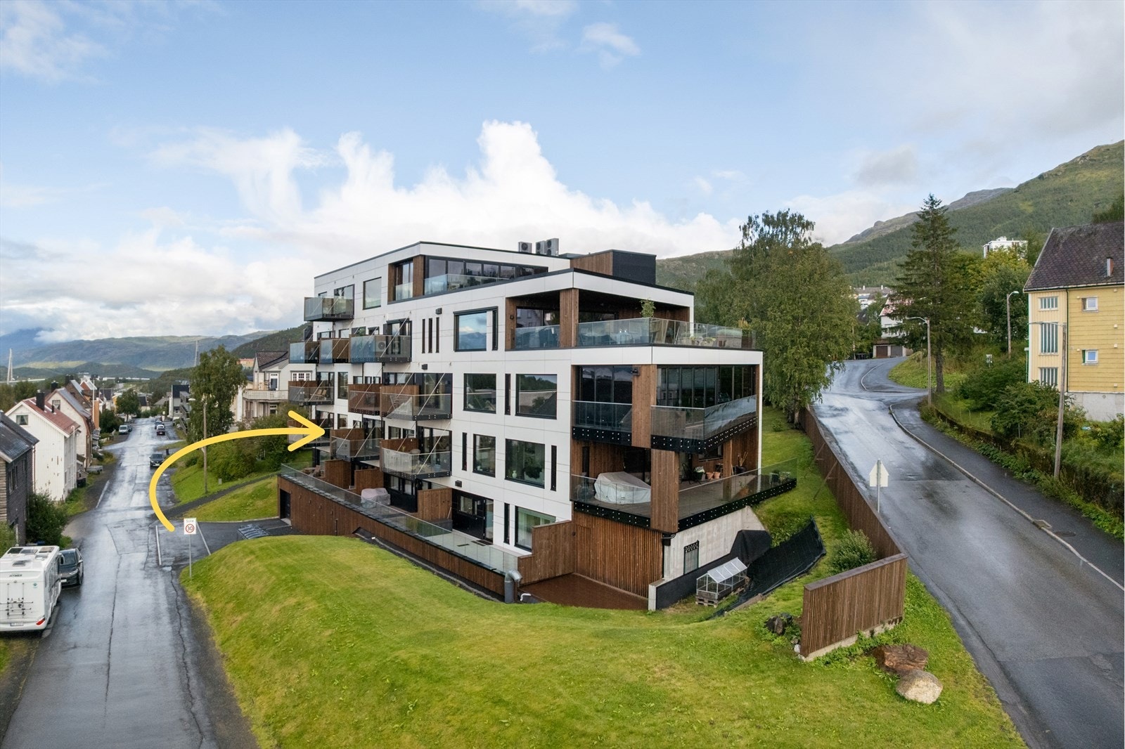 Velkommen til Tore Hunds gate 34! - Foto: Hanna Linnea Kristensen Galleribilde