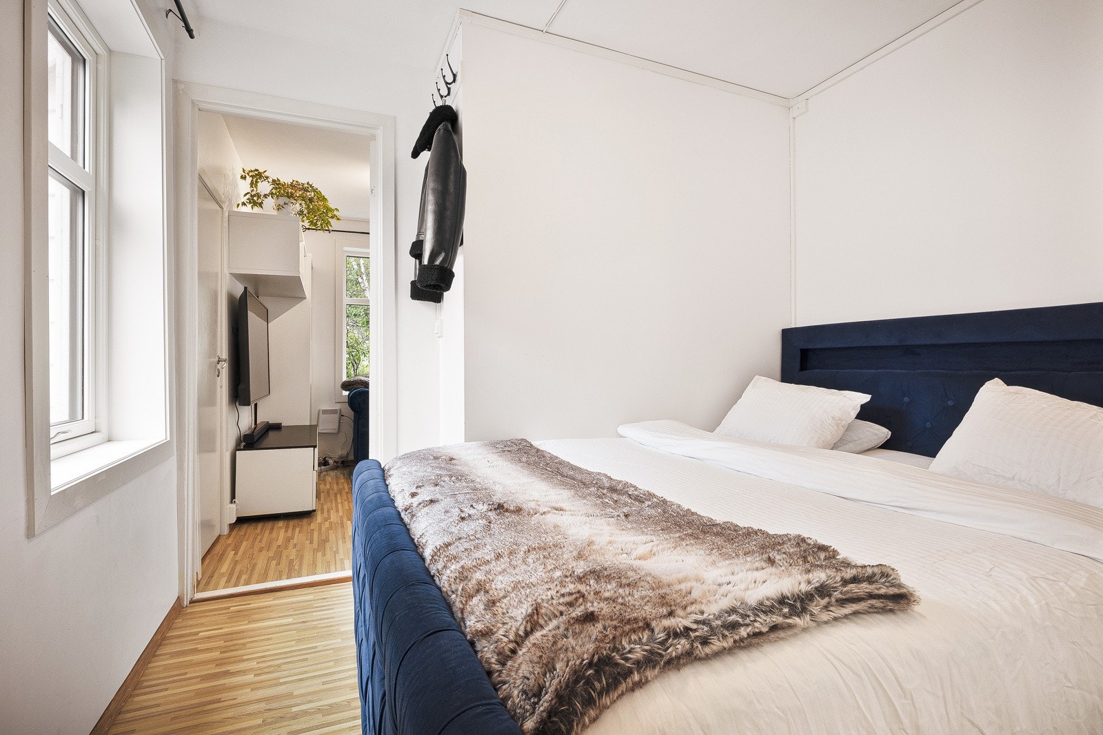 Soverommet har plass til både seng og garderobeløsning med en størrelse på 6,3 kvm. Galleribilde